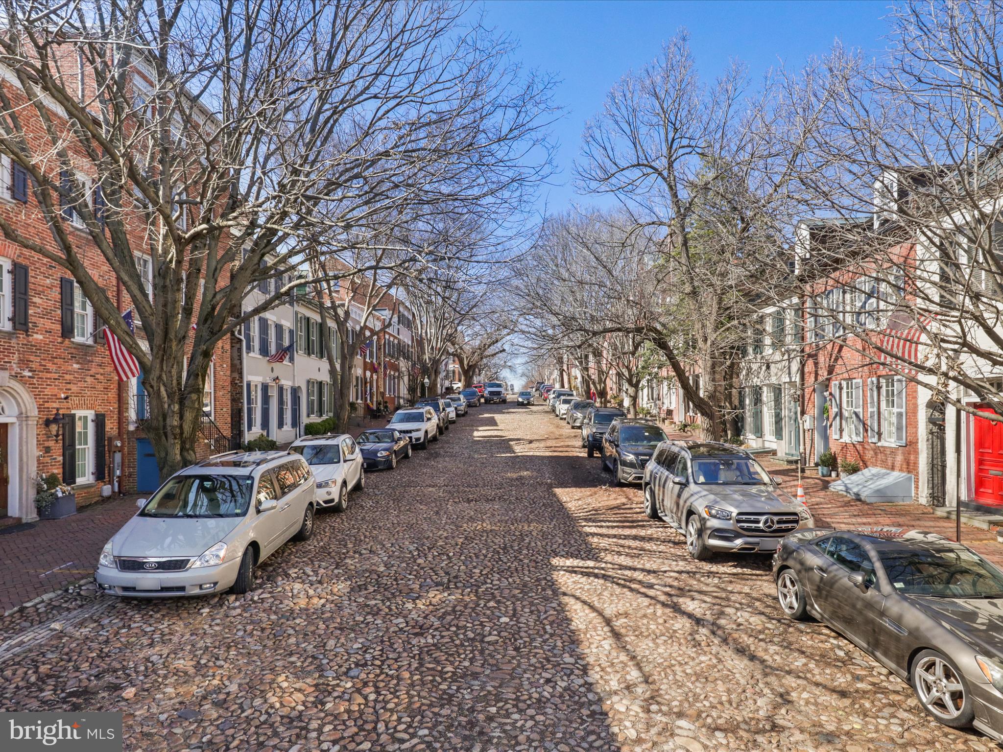 NEW ALEXANDRIA - Residential