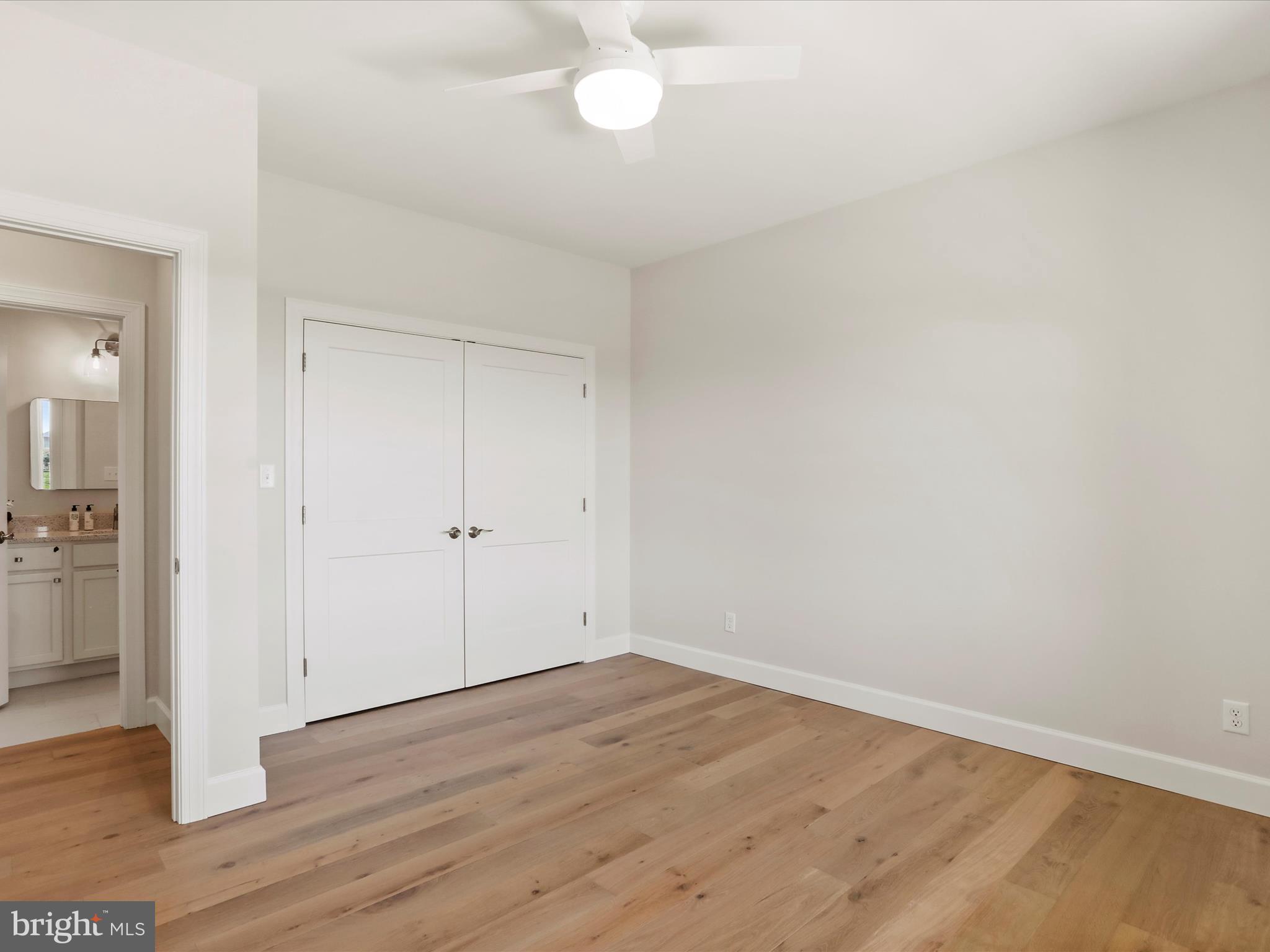 MEADOWBROOK - Residential