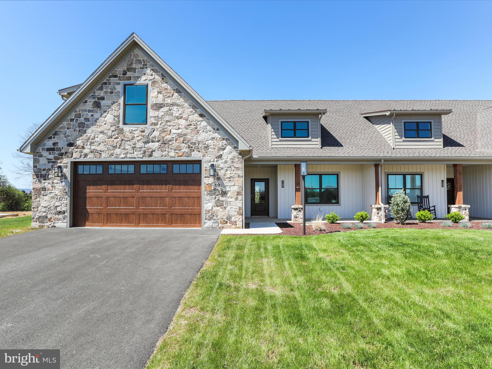 MEADOWBROOK - Residential