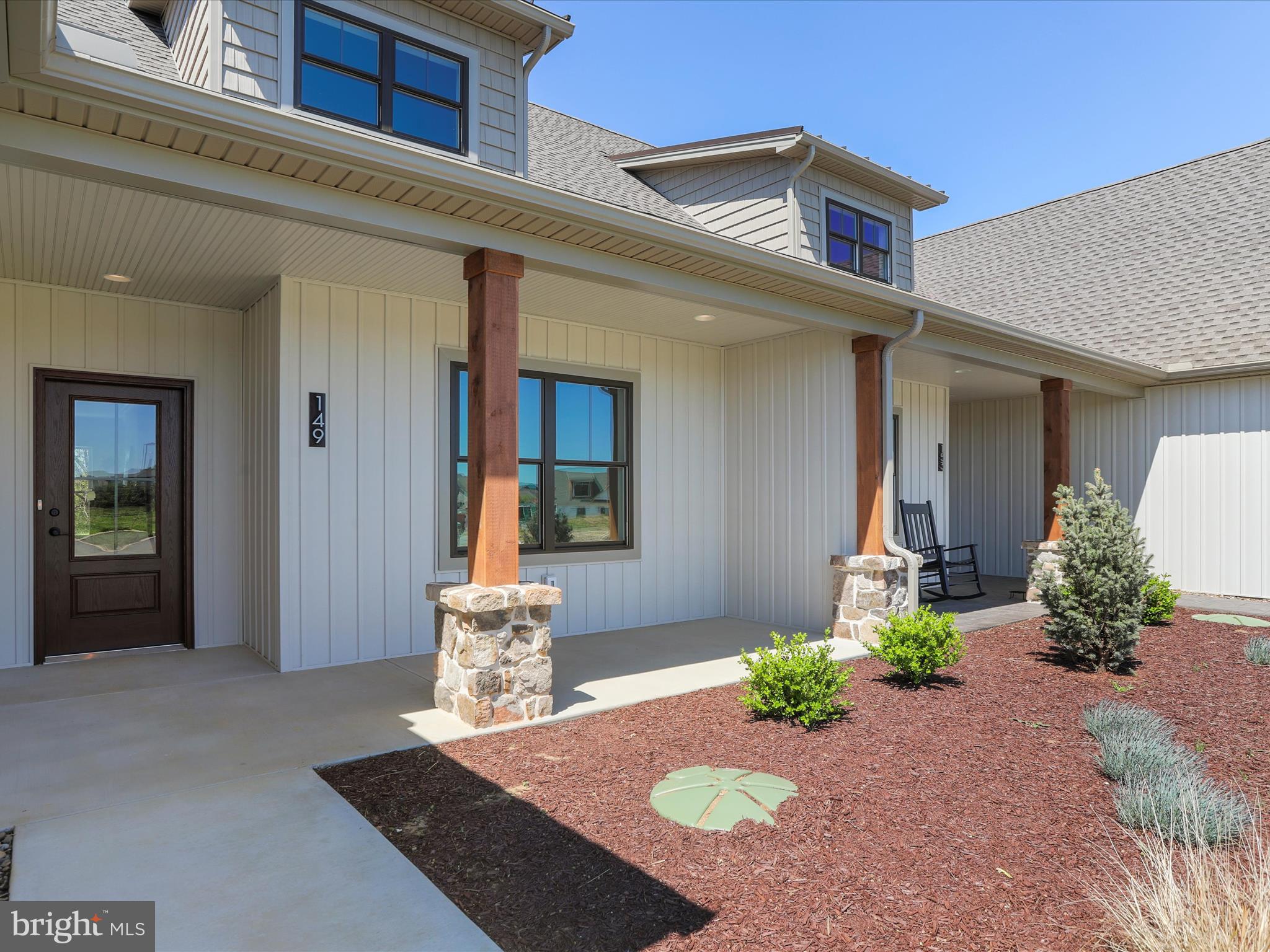MEADOWBROOK - Residential