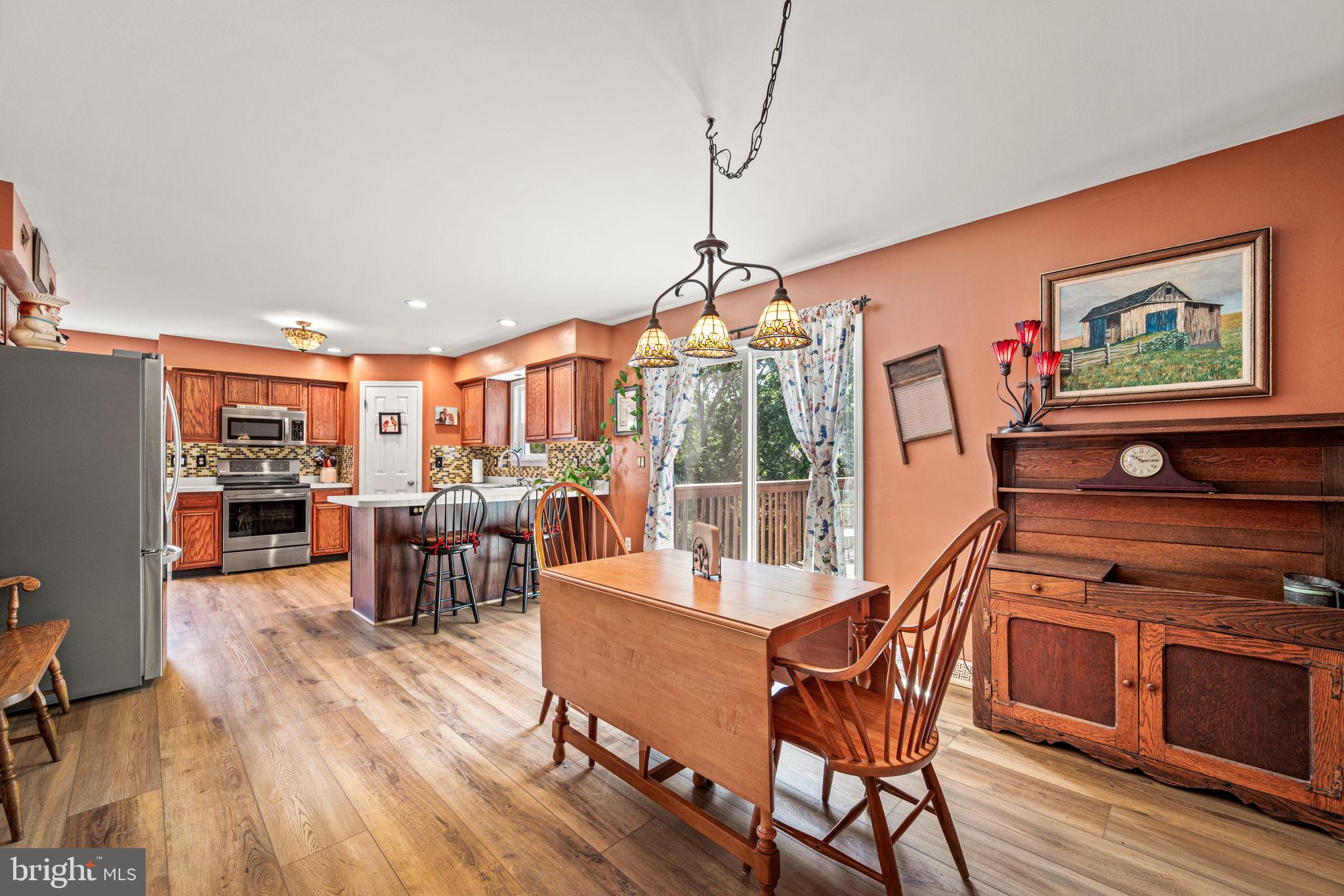 WINDING BROOK ESTS - Residential