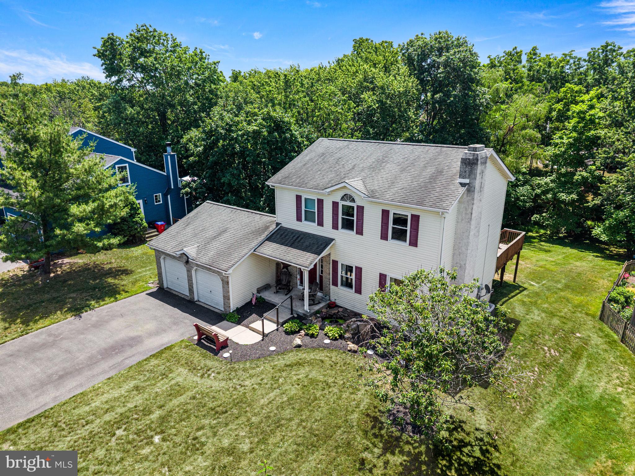 WINDING BROOK ESTS - Residential