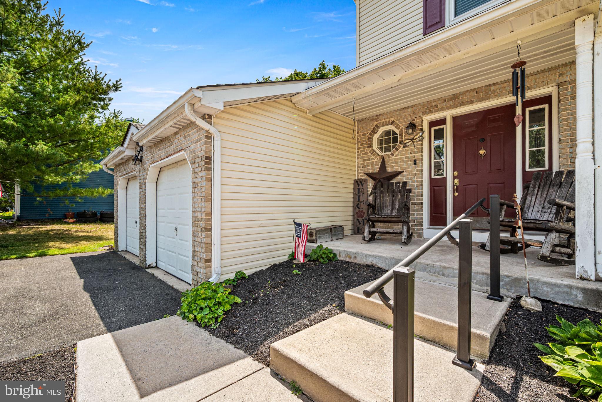 WINDING BROOK ESTS - Residential