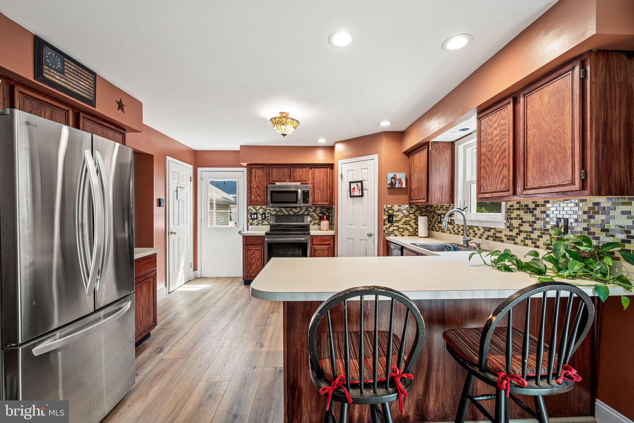 WINDING BROOK ESTS - Residential