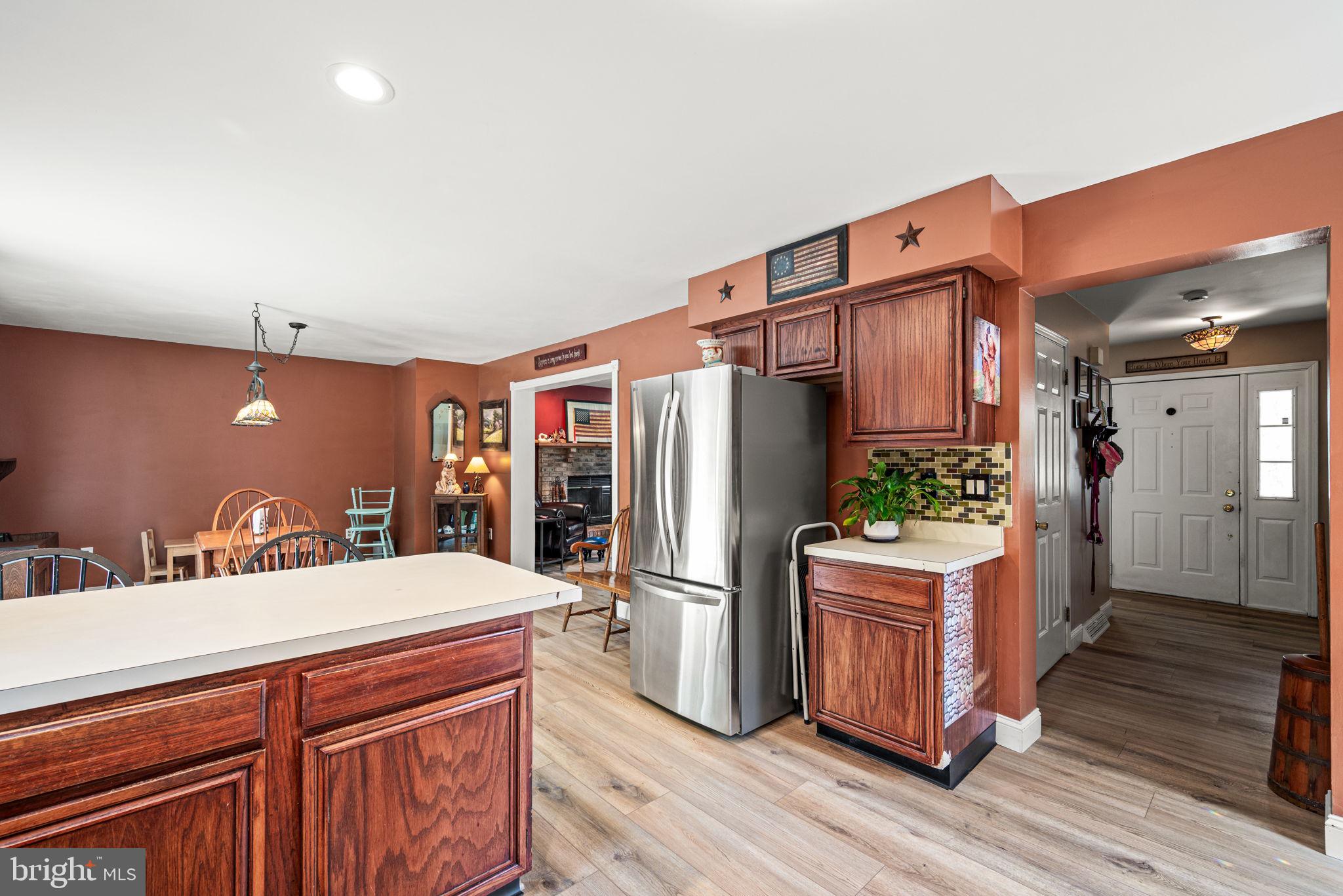 WINDING BROOK ESTS - Residential