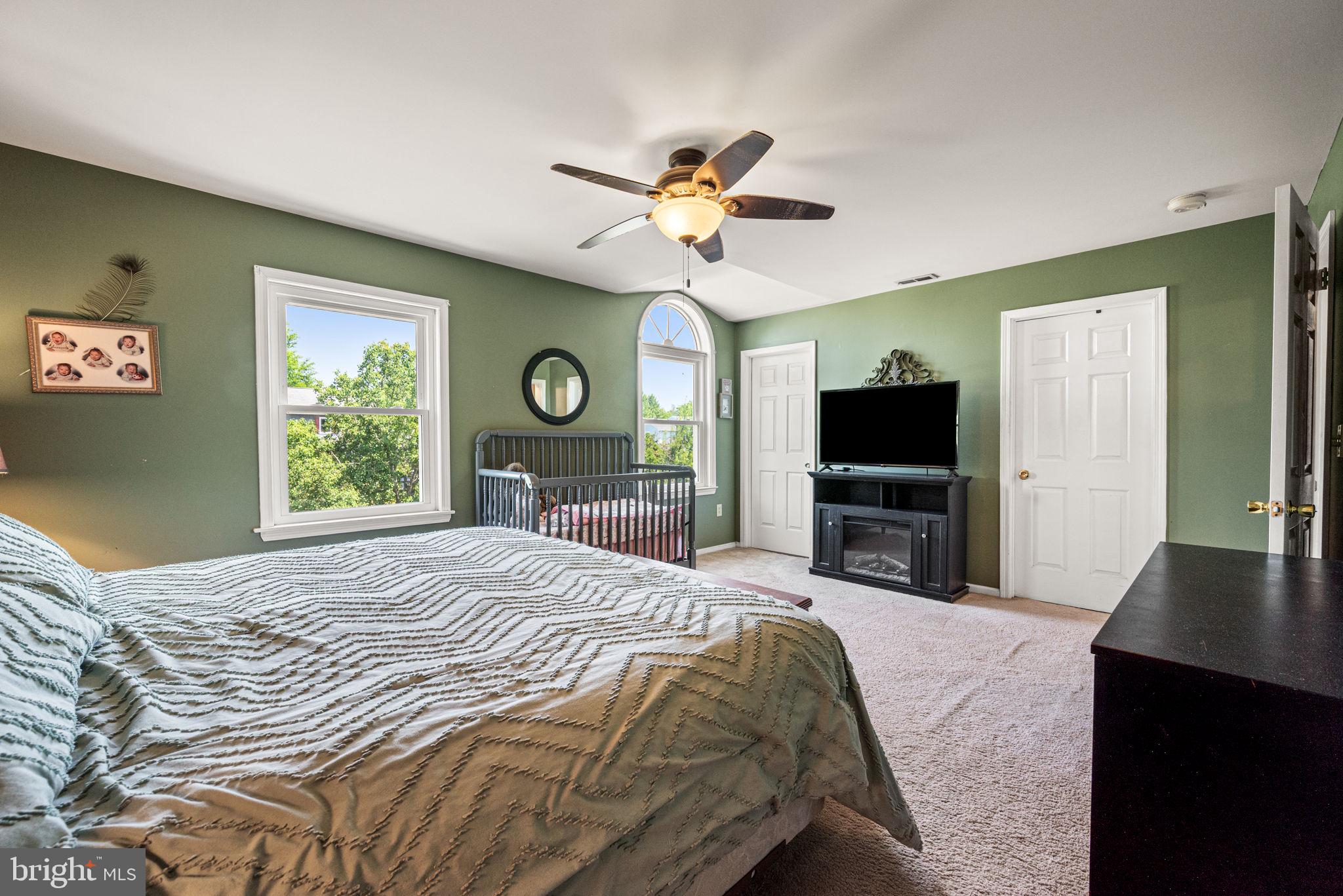WINDING BROOK ESTS - Residential