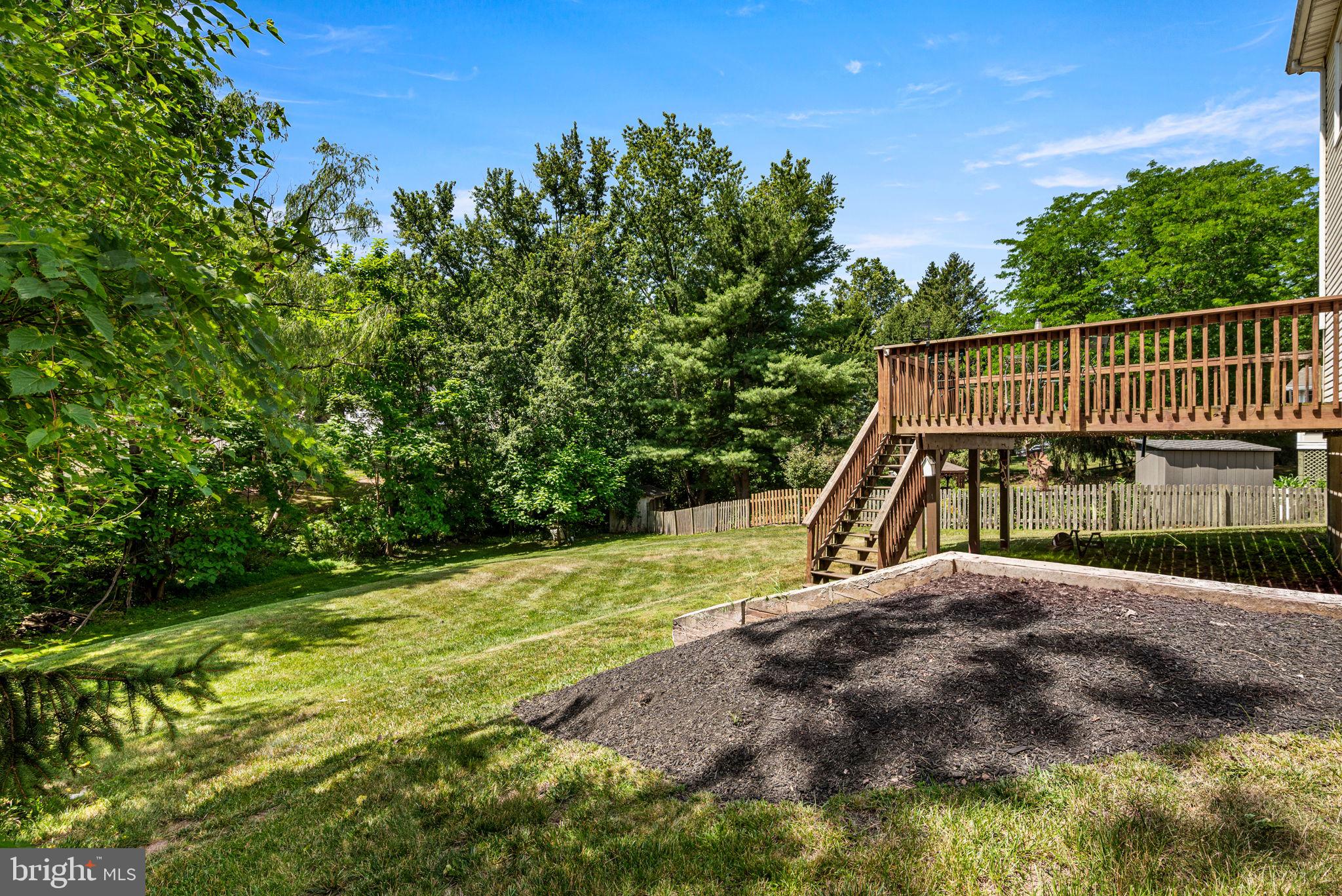 WINDING BROOK ESTS - Residential
