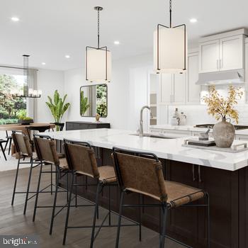 PARKSIDE VILLAGE - Residential