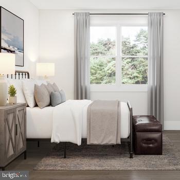 PARKSIDE VILLAGE - Residential