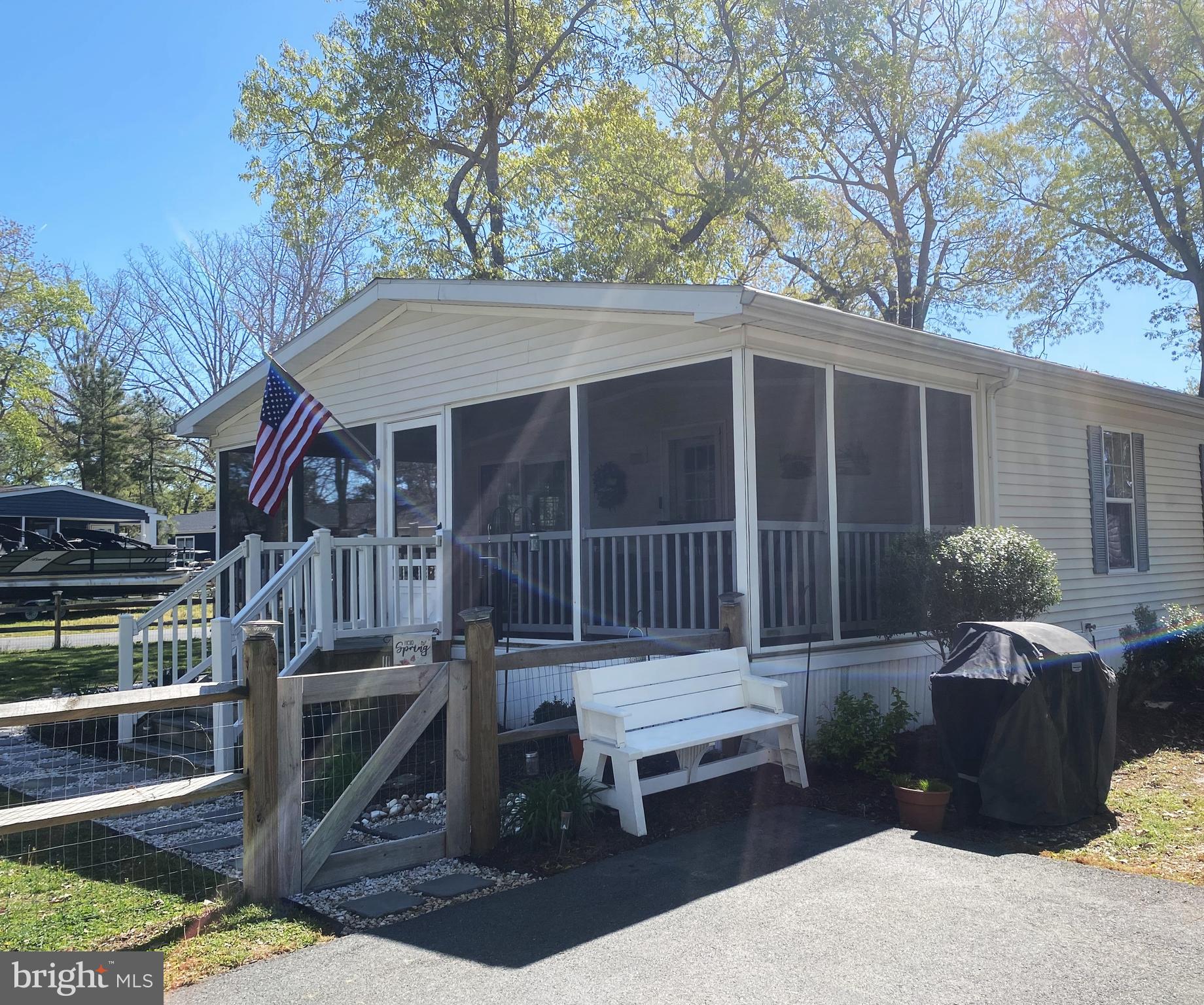 POTNETS BAYSIDE - Residential