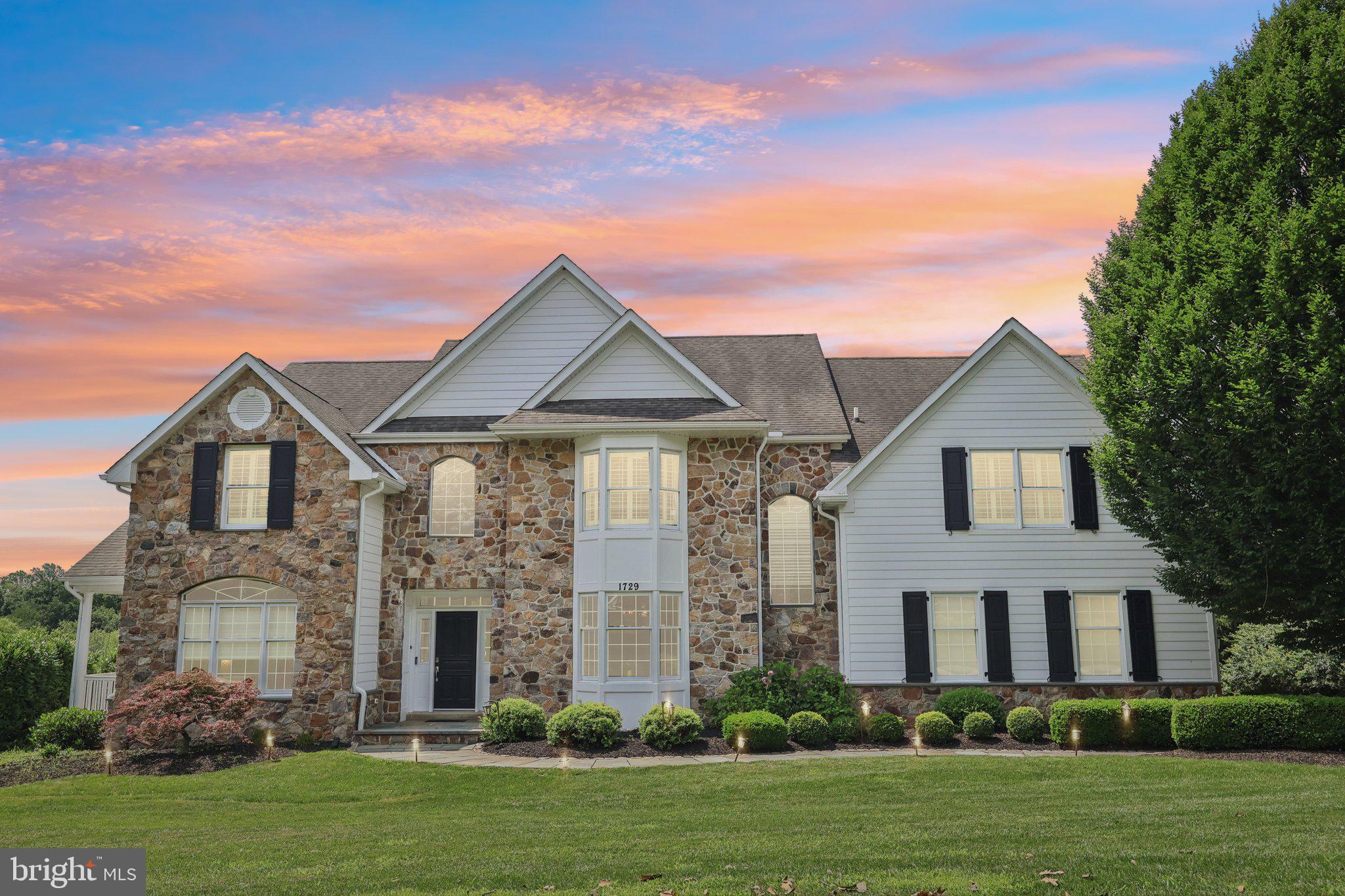 CLOCKTOWER WOODS - Residential