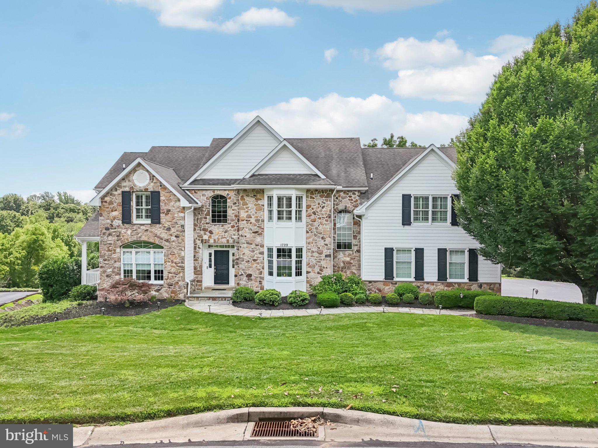 CLOCKTOWER WOODS - Residential