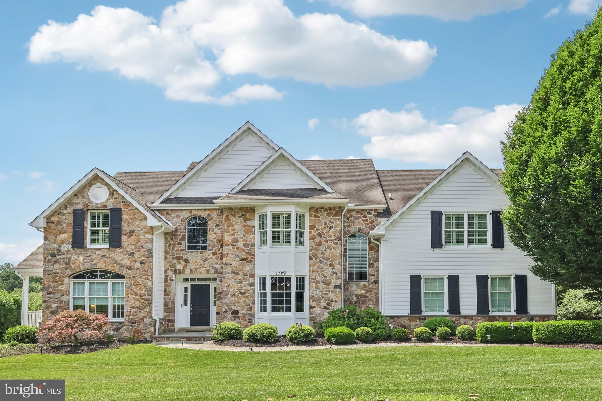 CLOCKTOWER WOODS - Residential