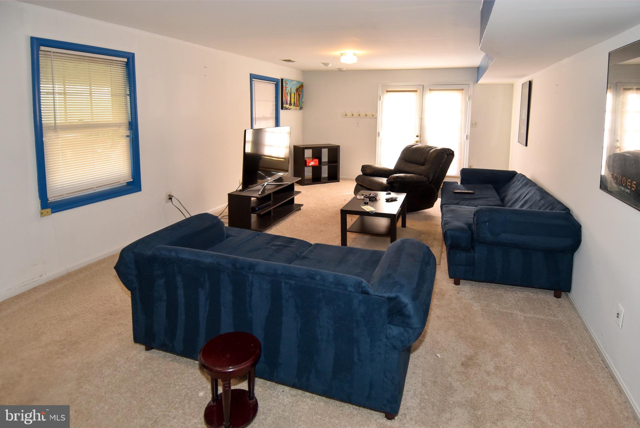 HUNTERS RUN - Residential