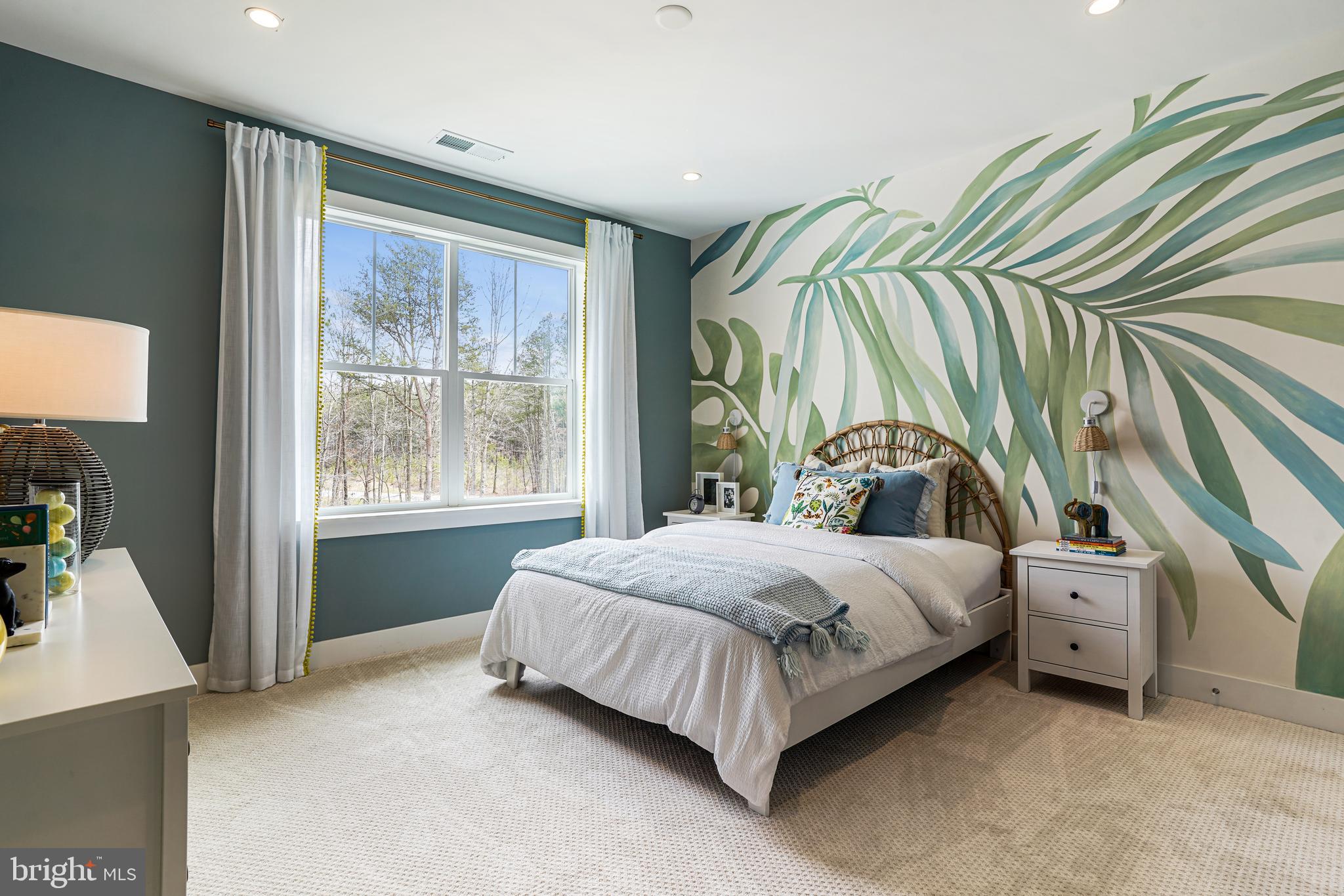 FAIRVIEW MANOR - Residential