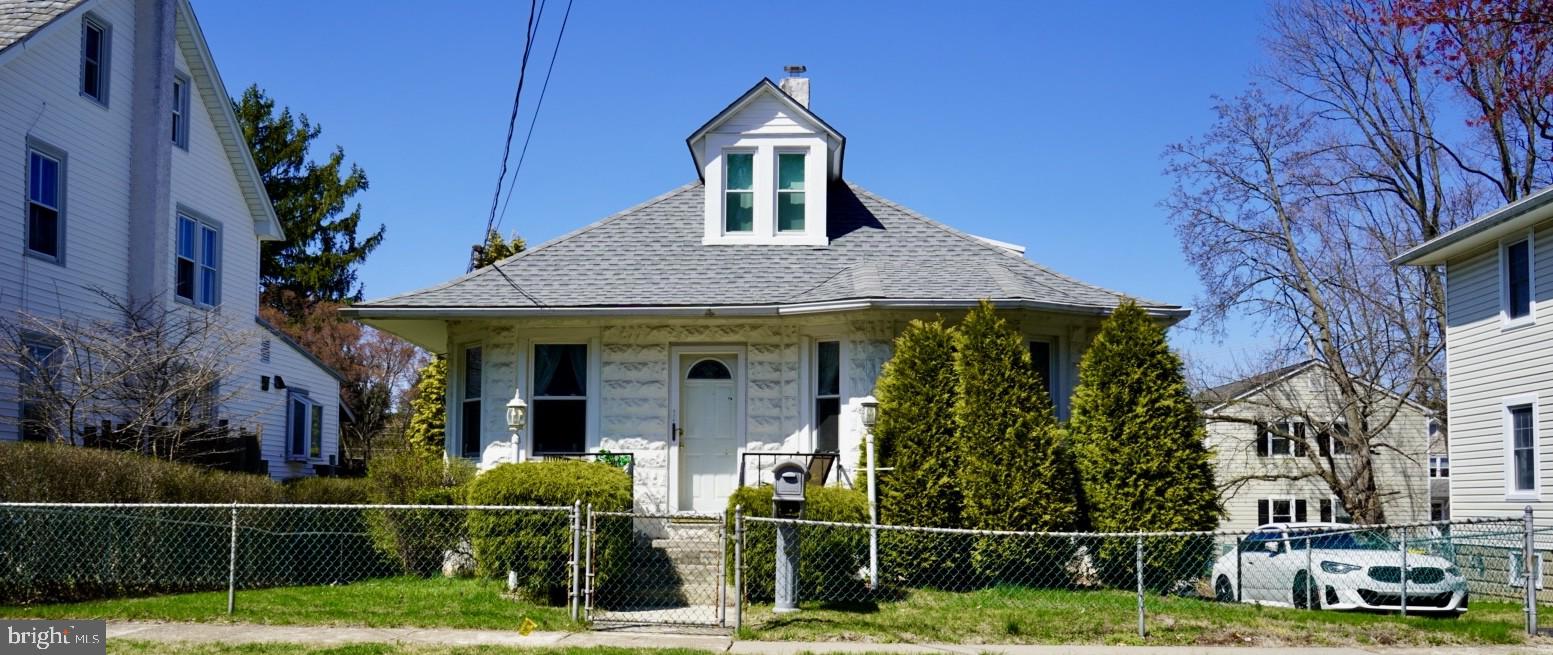 DOYLESTOWN BORO - Residential