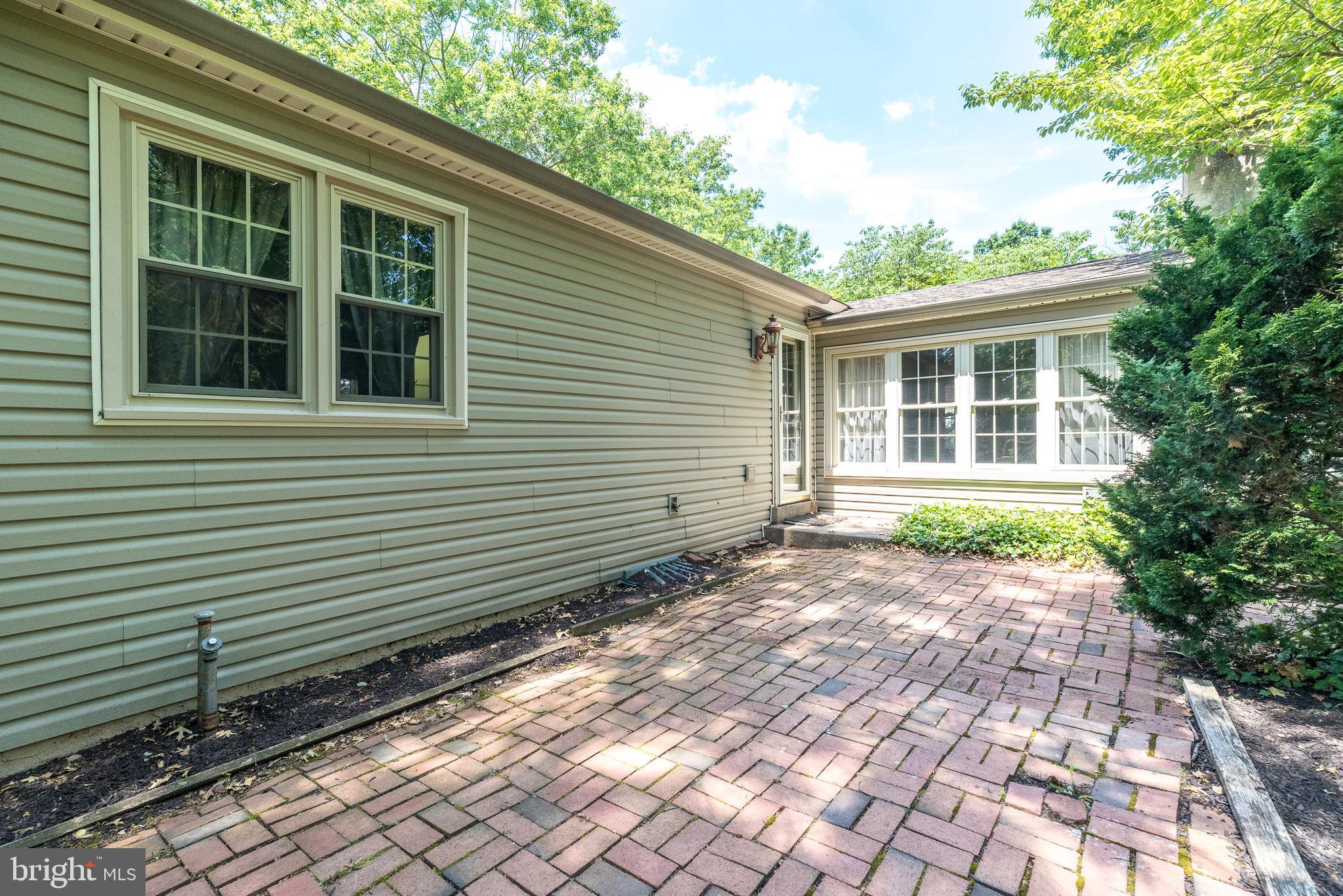 MILFORDS MEADOWOOD - Residential