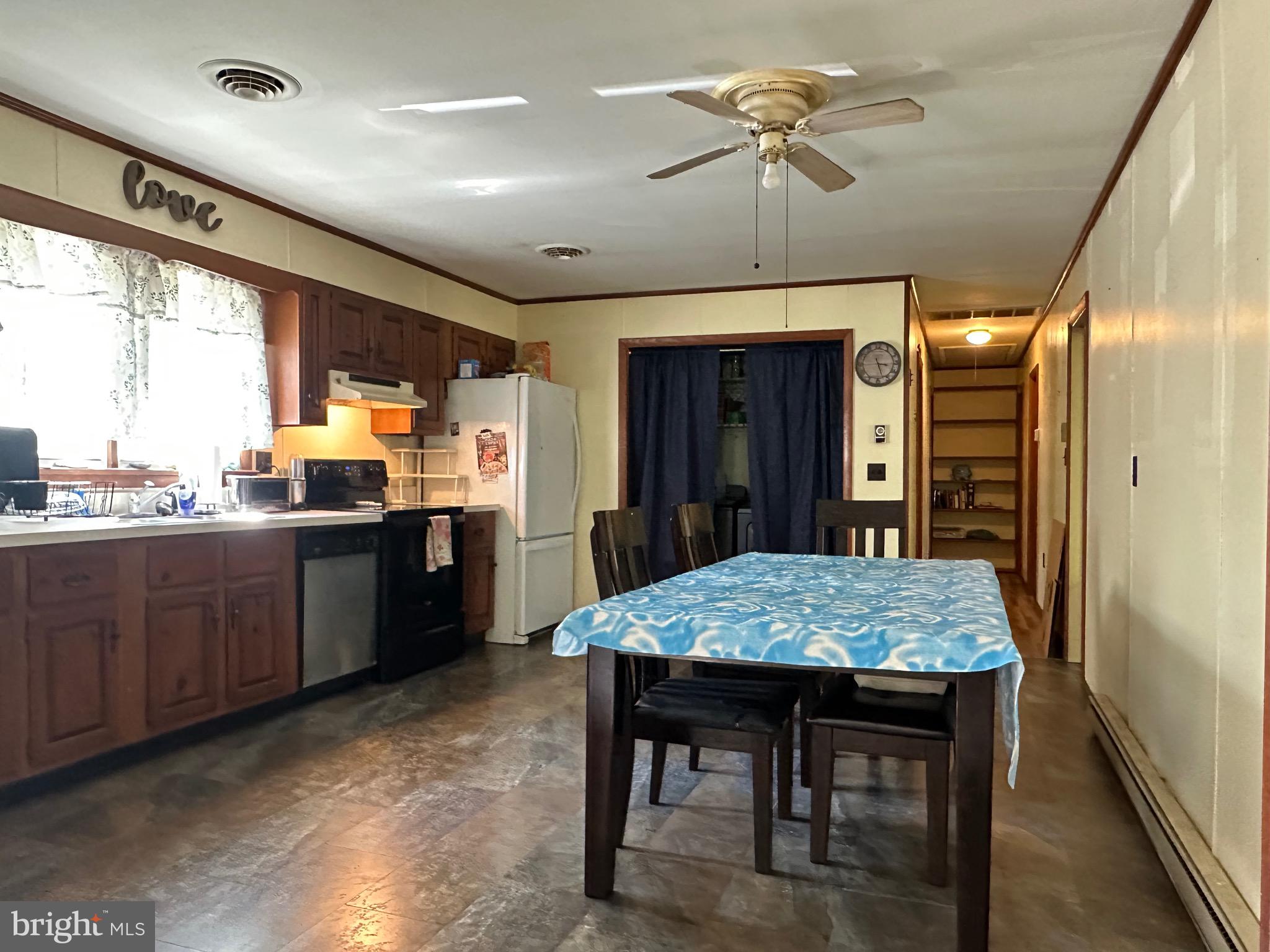 STAFFORD HEIGHTS - Residential
