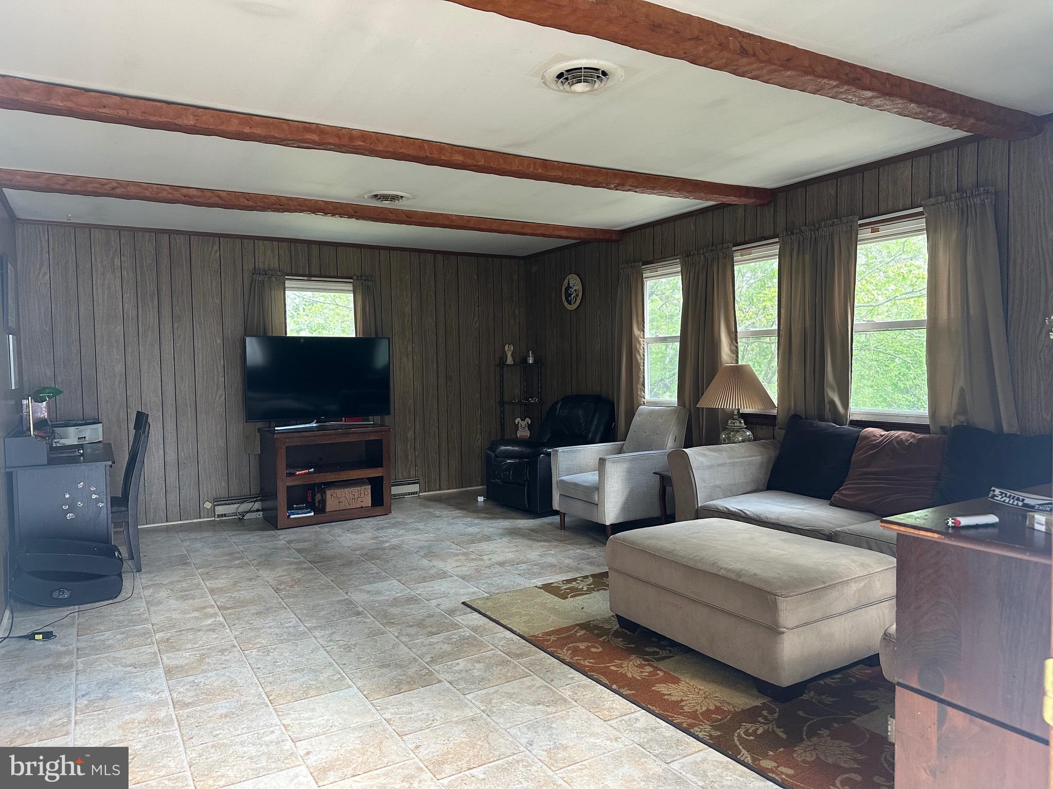 STAFFORD HEIGHTS - Residential