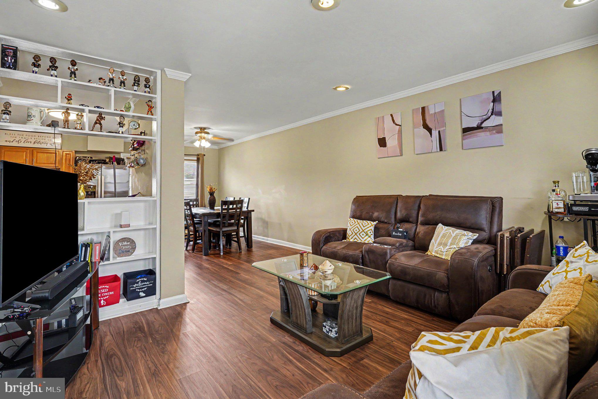 RIVERWOOD PARK - Residential