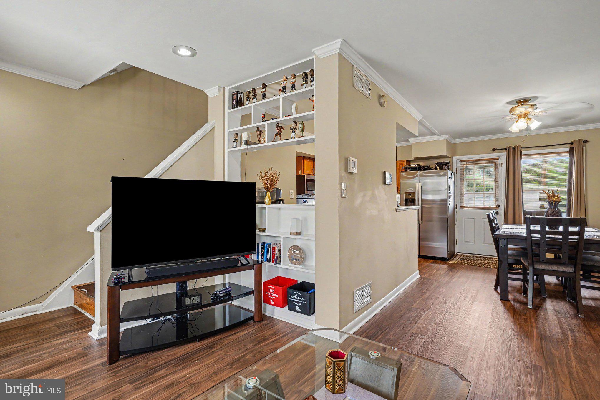RIVERWOOD PARK - Residential