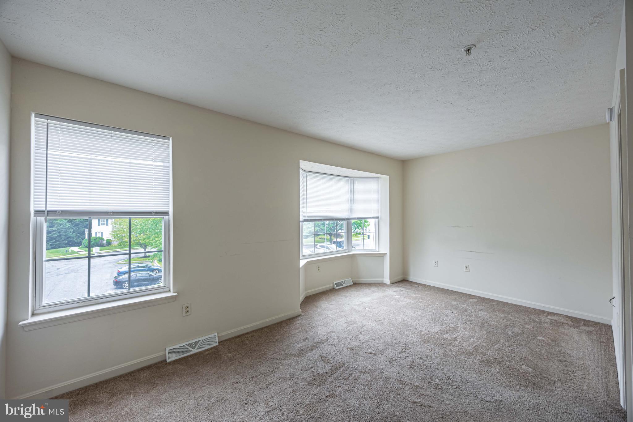 FURNACE HILLS - Residential