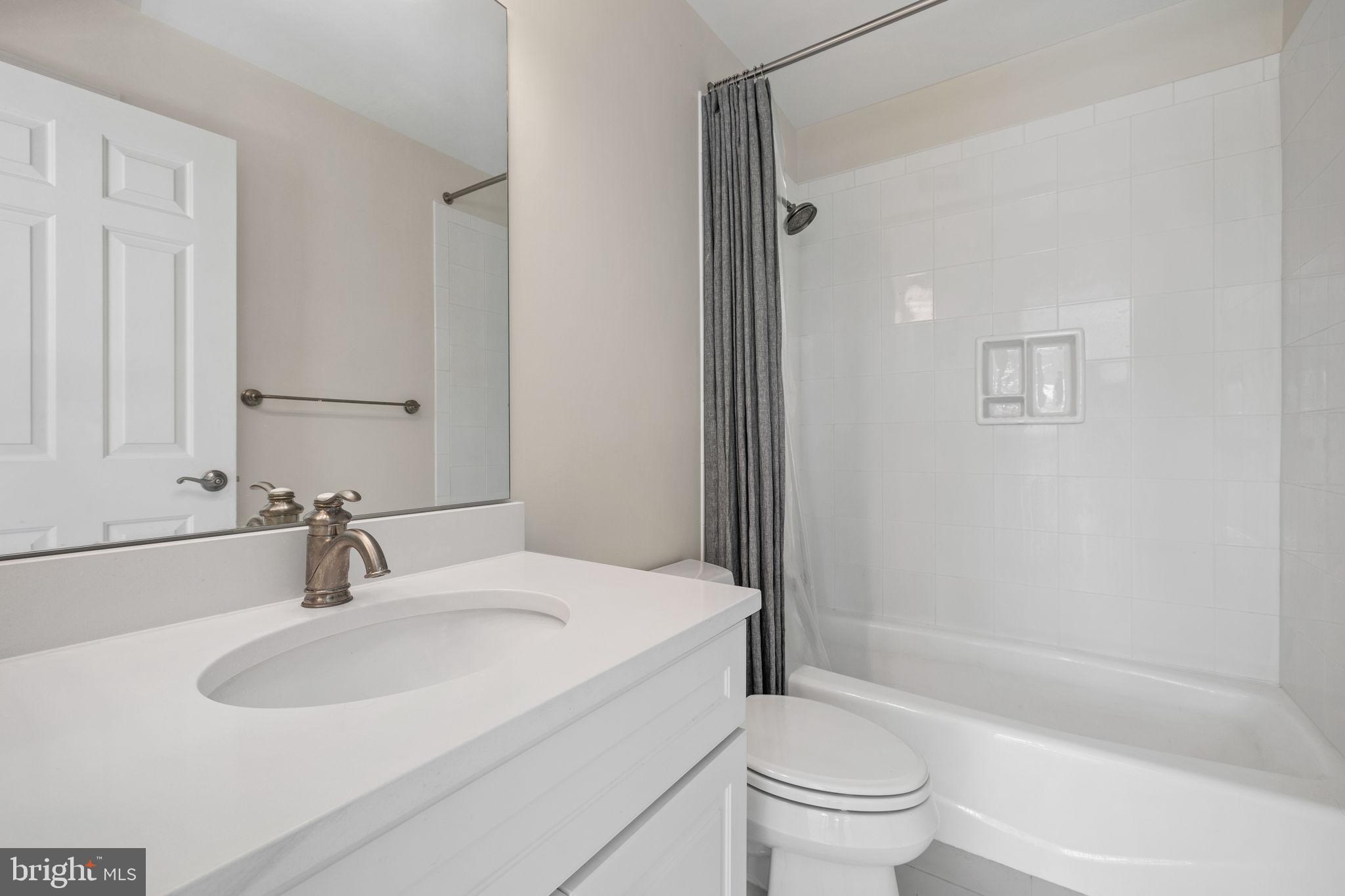 RIDINGS AT VIRGINIA RUN - Residential
