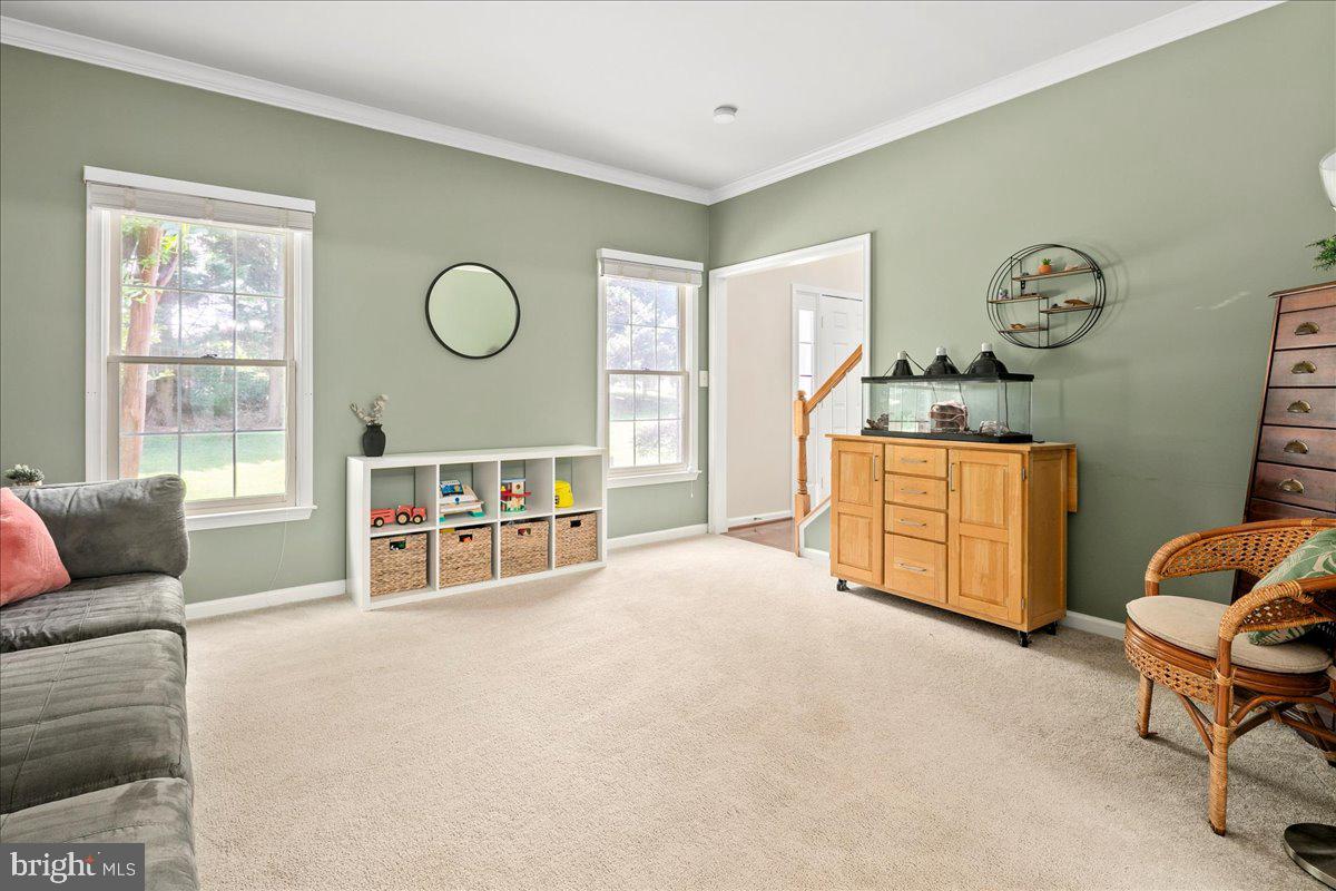 BARRINGTON OAKS - Residential