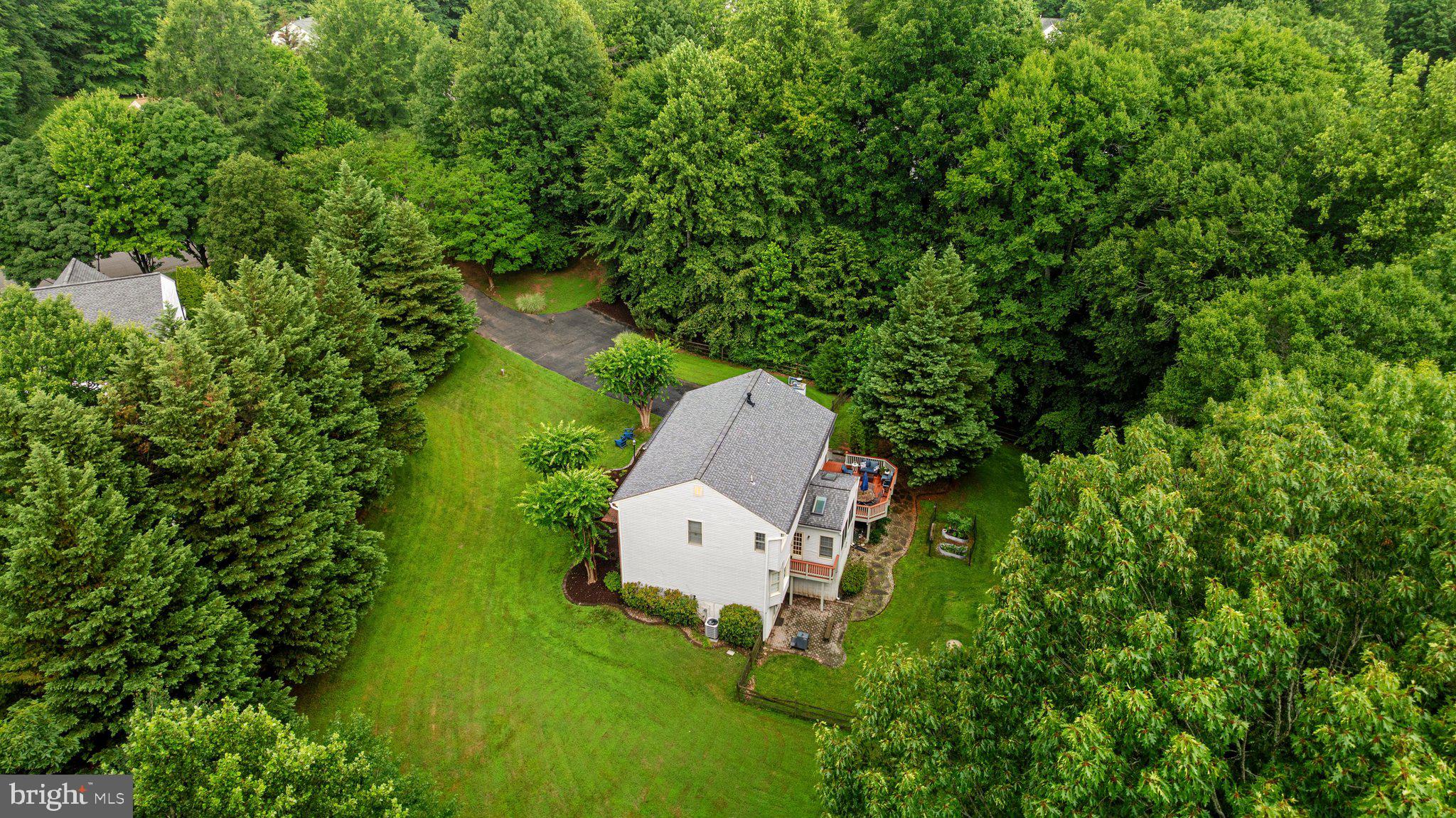 BARRINGTON OAKS - Residential
