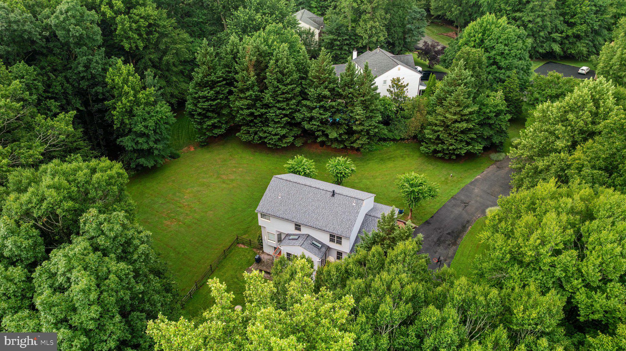 BARRINGTON OAKS - Residential