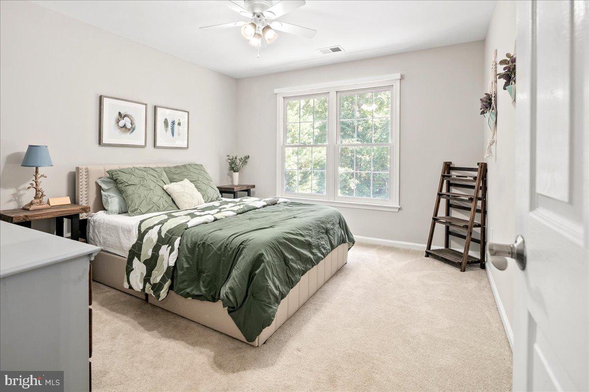 BARRINGTON OAKS - Residential
