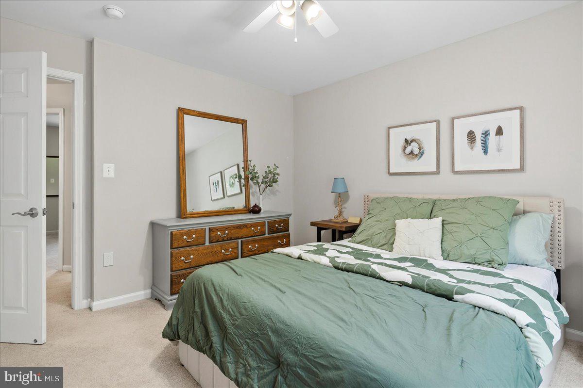 BARRINGTON OAKS - Residential
