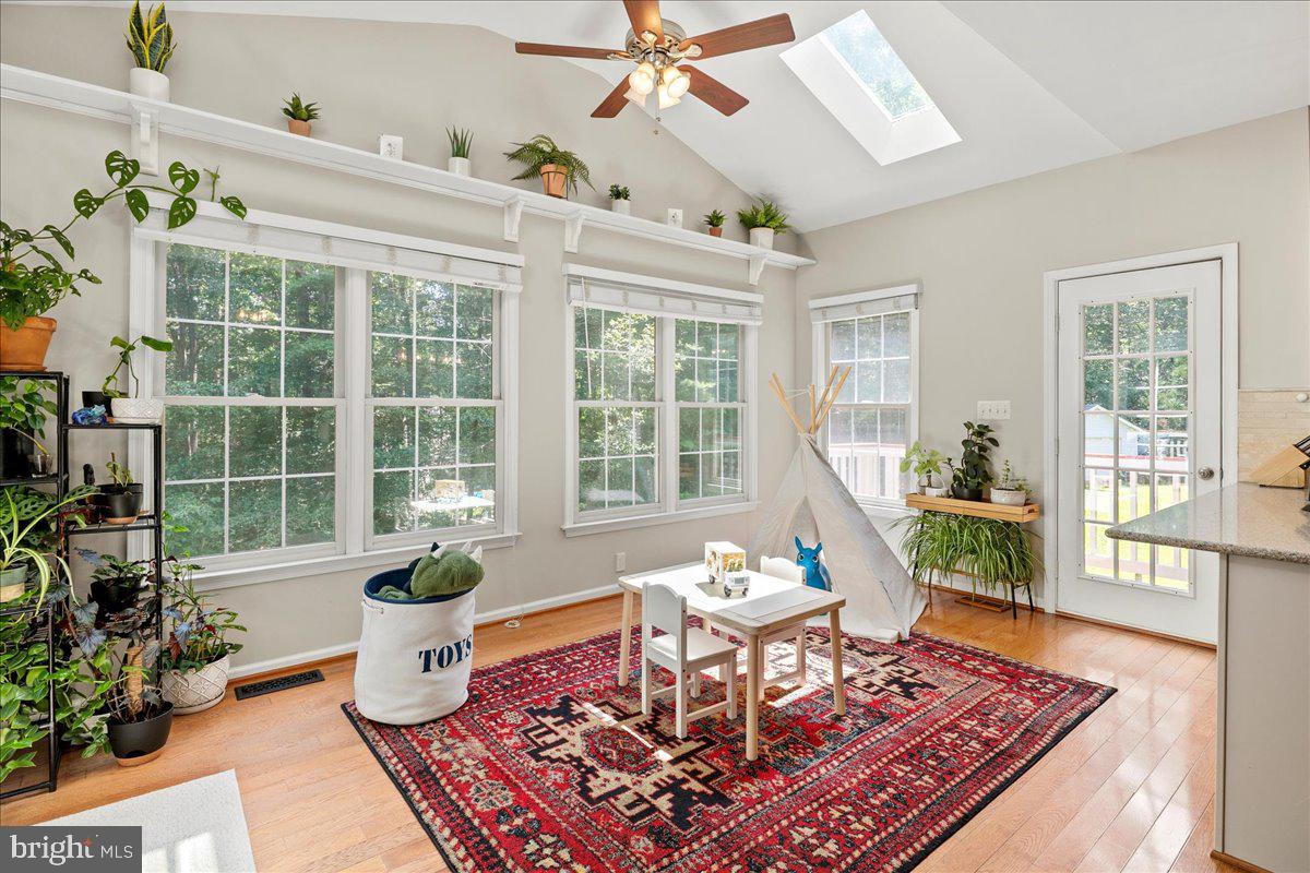 BARRINGTON OAKS - Residential