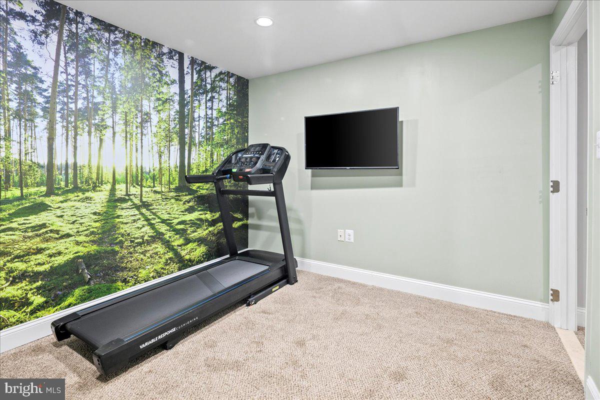 BARRINGTON OAKS - Residential