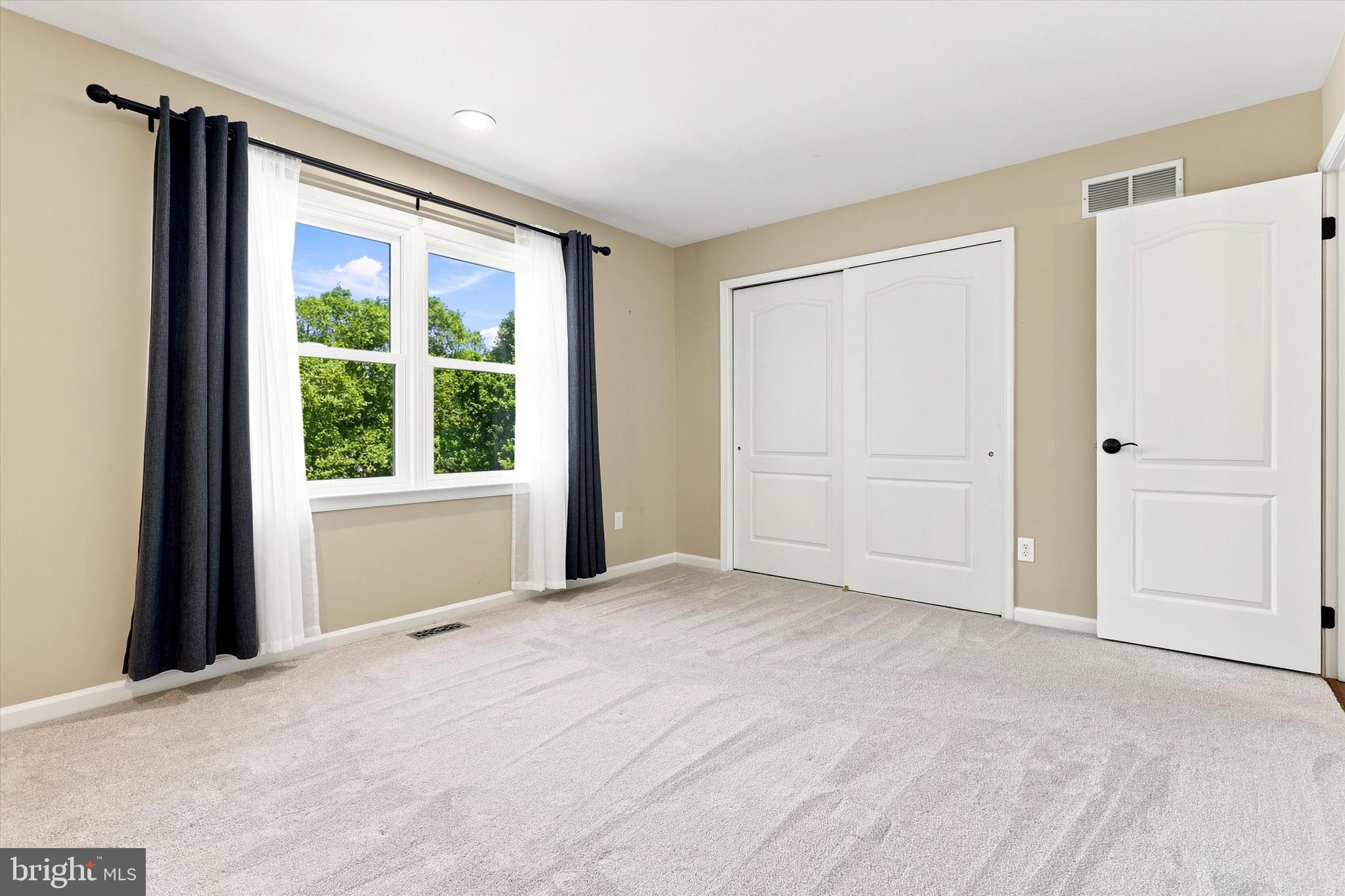 MAINLAND RIDGE - Residential