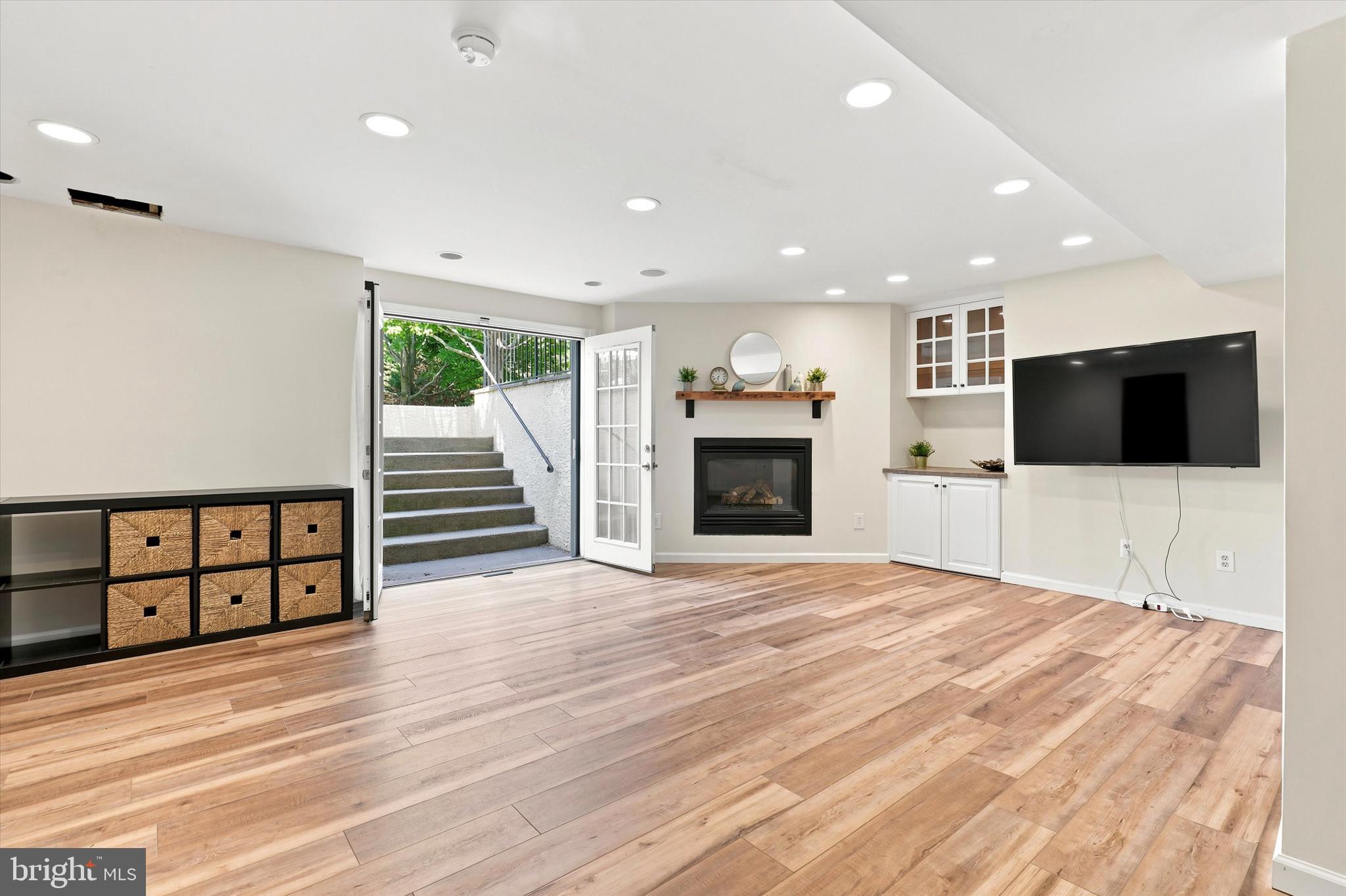 MAINLAND RIDGE - Residential