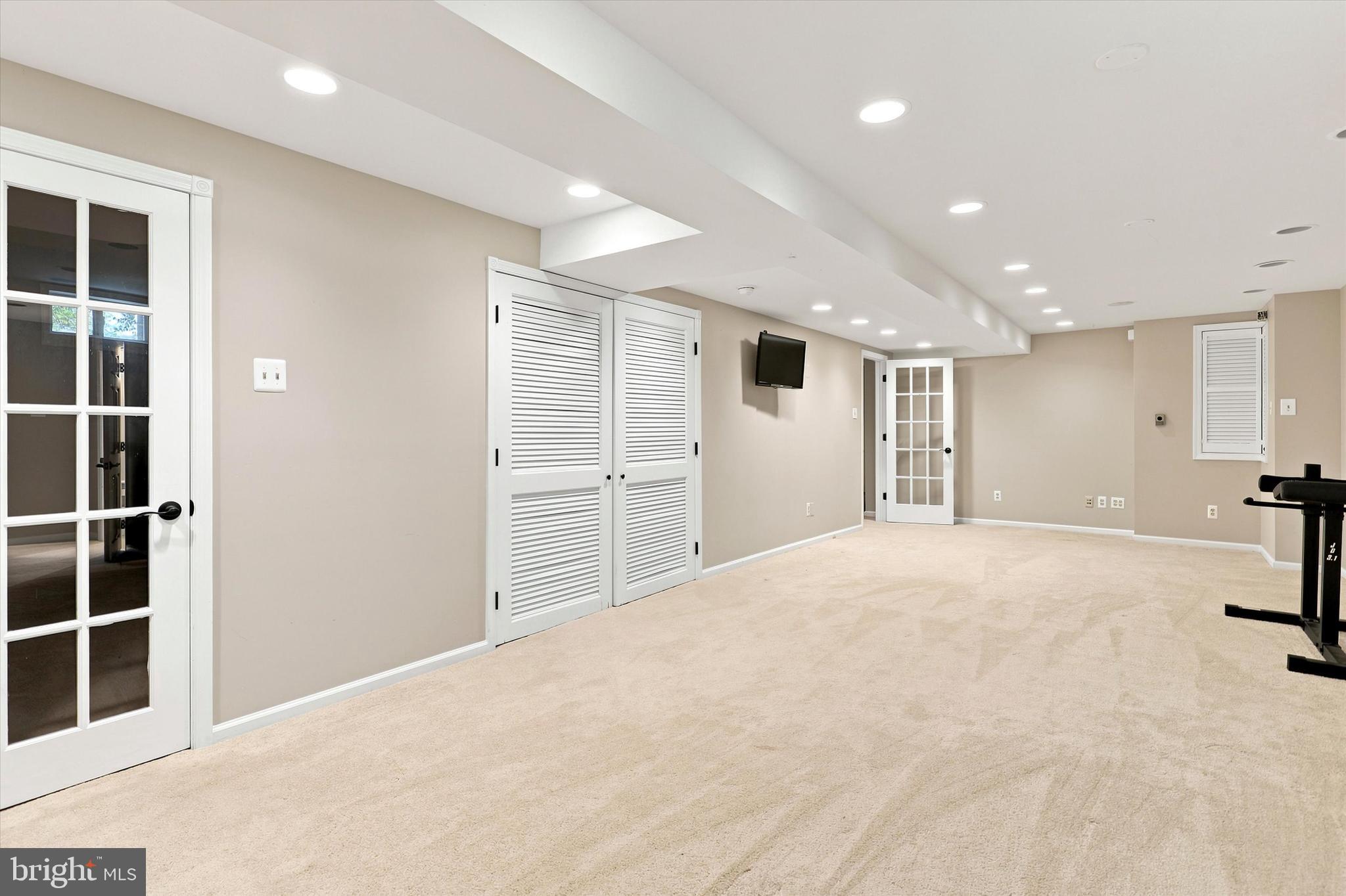 MAINLAND RIDGE - Residential