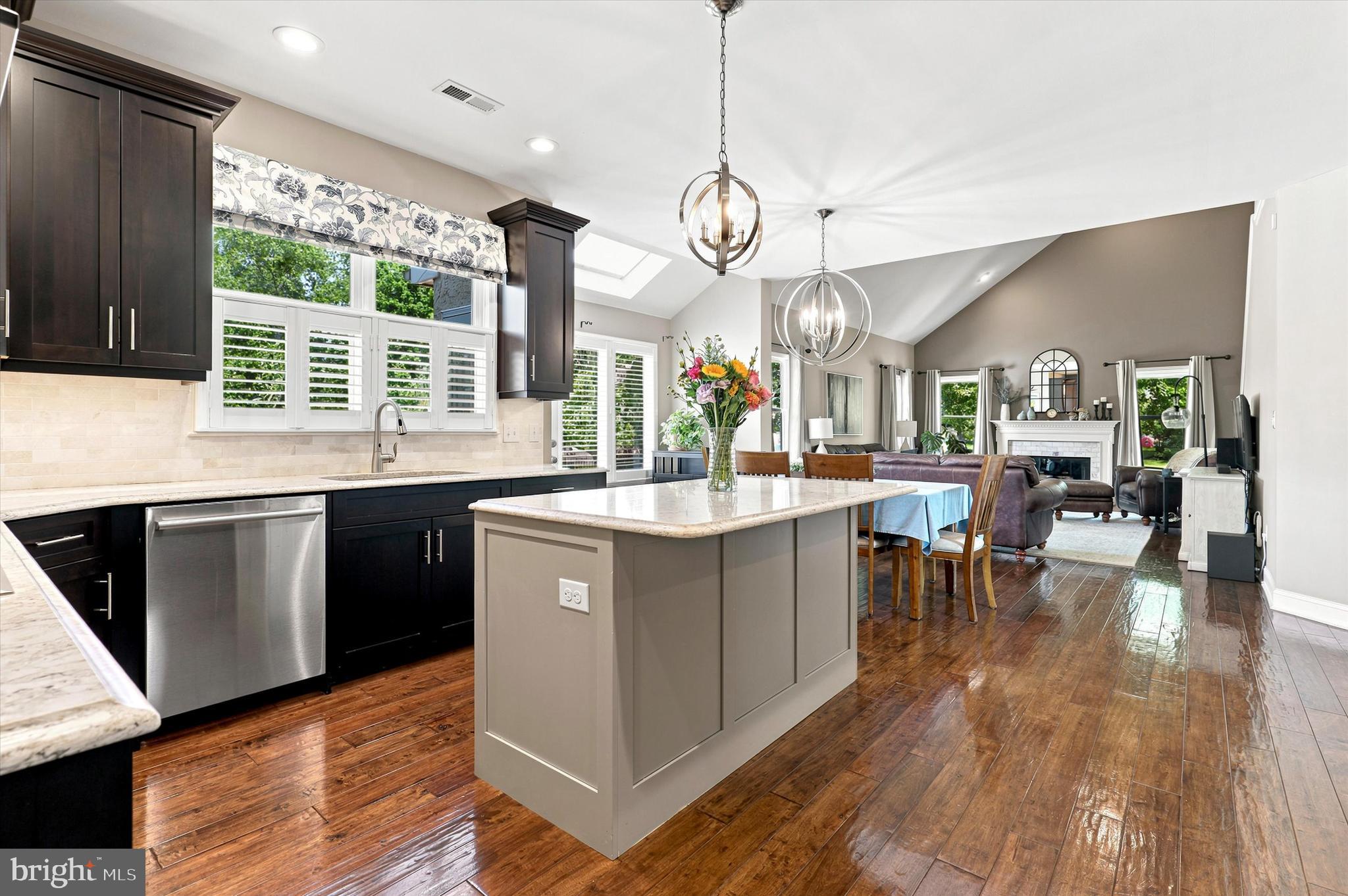 MAINLAND RIDGE - Residential
