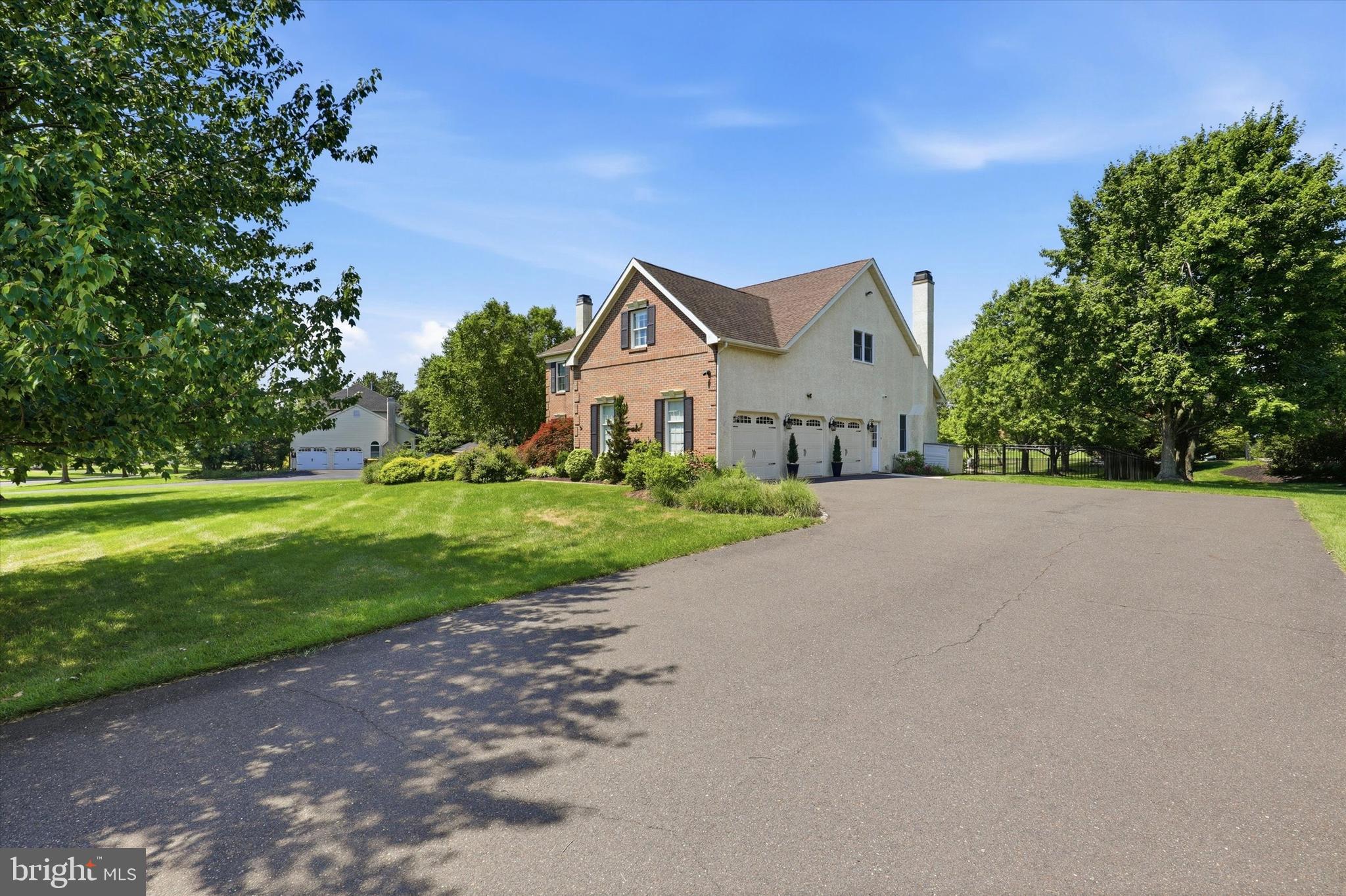MAINLAND RIDGE - Residential