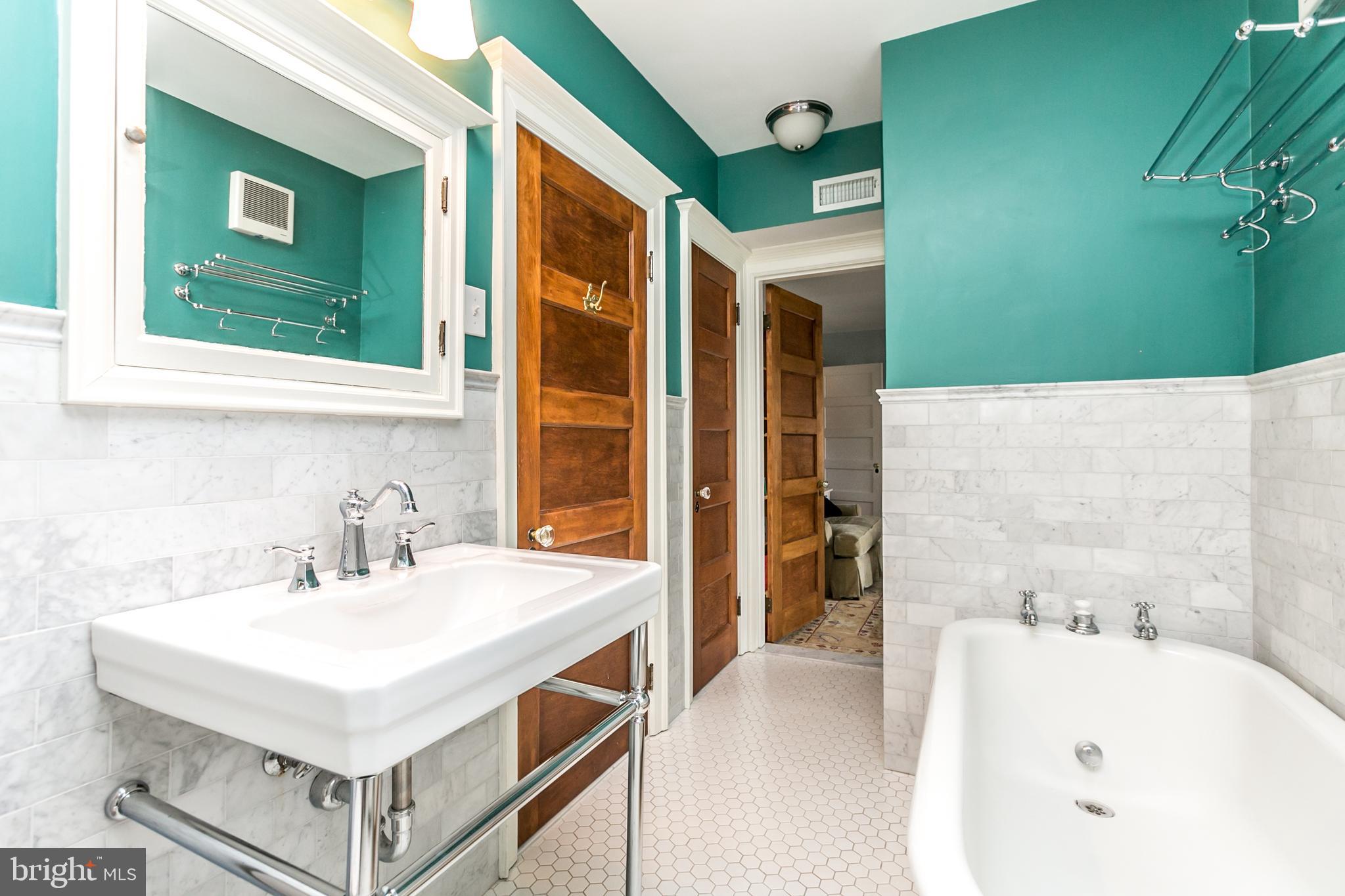 GUILFORD - Residential