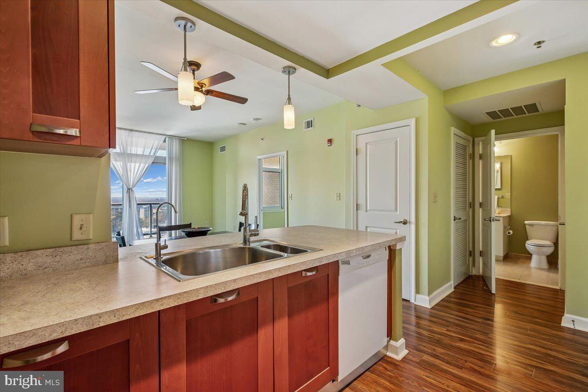 MIDTOWN BETHESDA NORTH - Residential