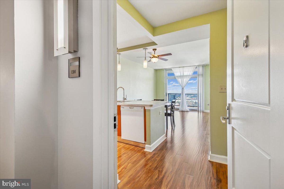 MIDTOWN BETHESDA NORTH - Residential