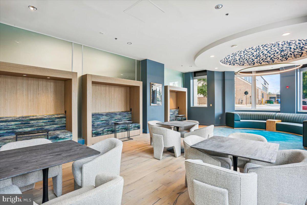 MIDTOWN BETHESDA NORTH - Residential