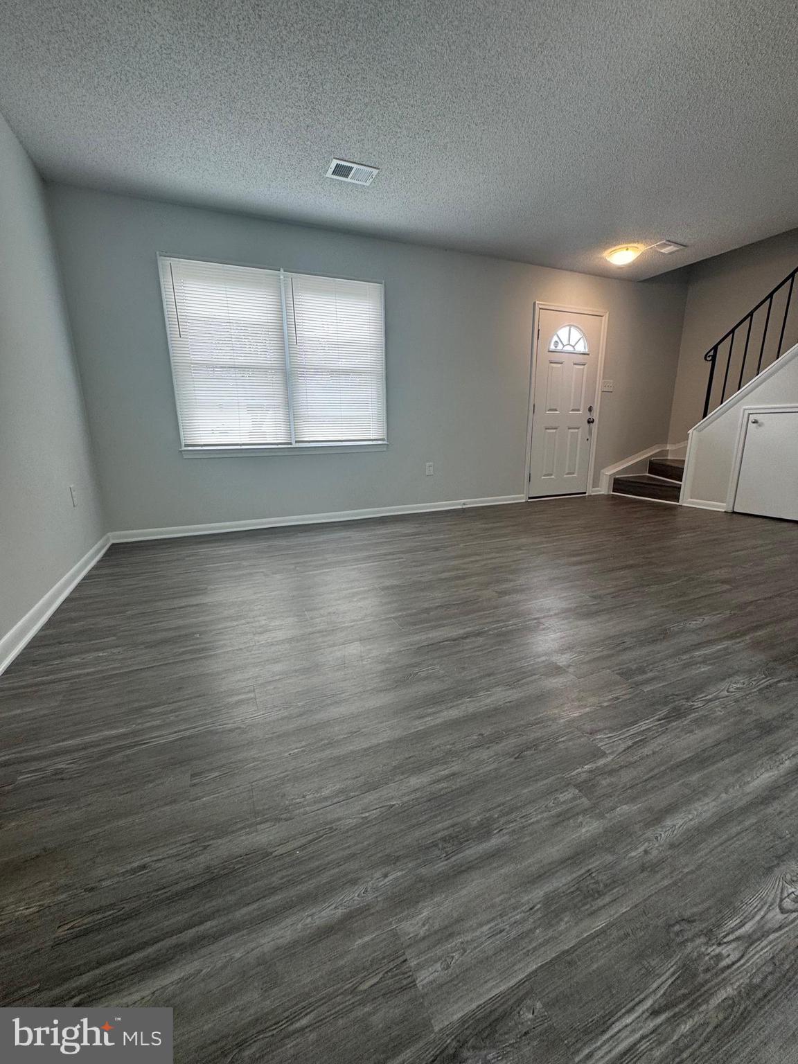 LAKE RIDGE - Residential Lease