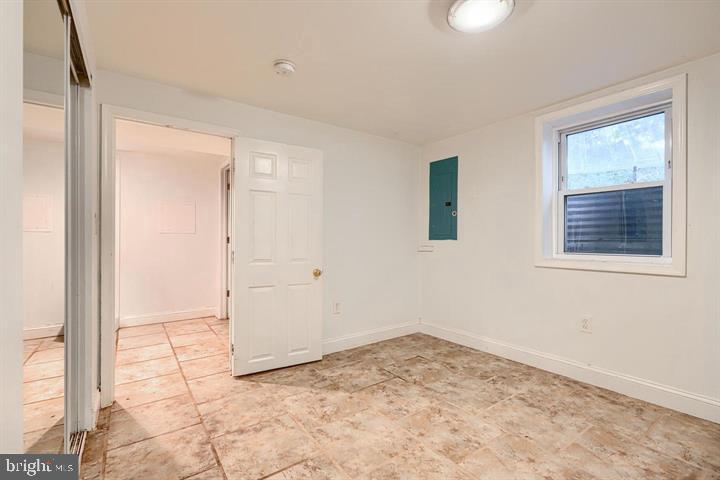 WOODLAWN HEIGHTS - Residential