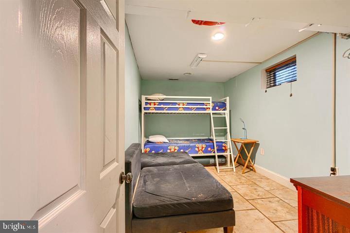 WOODLAWN HEIGHTS - Residential