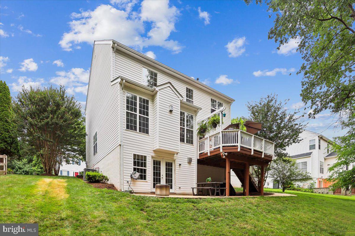COMPTON RIDGE - Residential