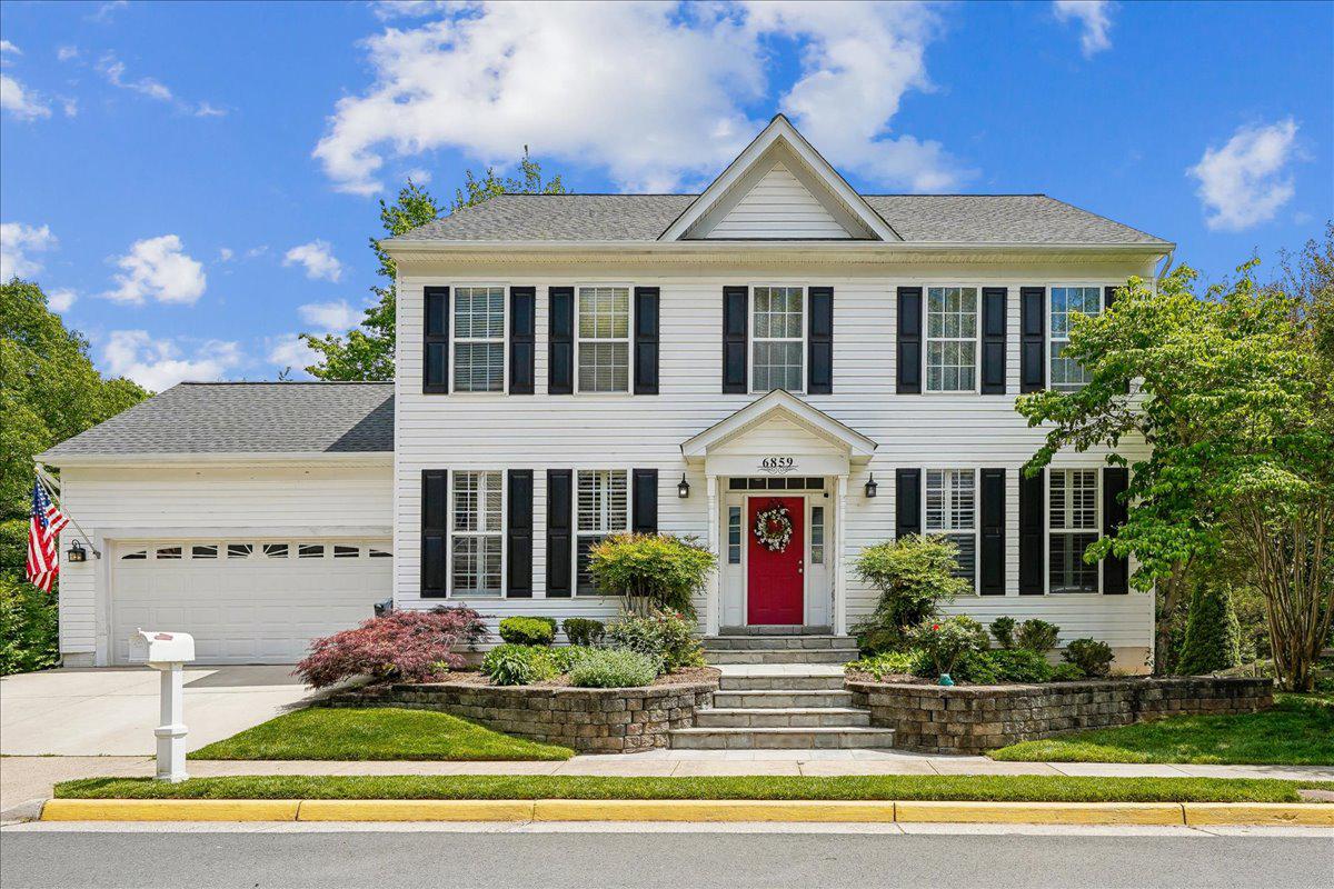 COMPTON RIDGE - Residential