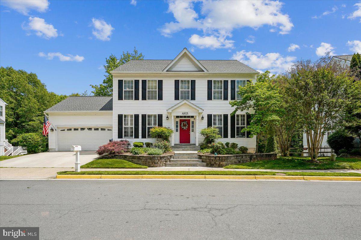 COMPTON RIDGE - Residential