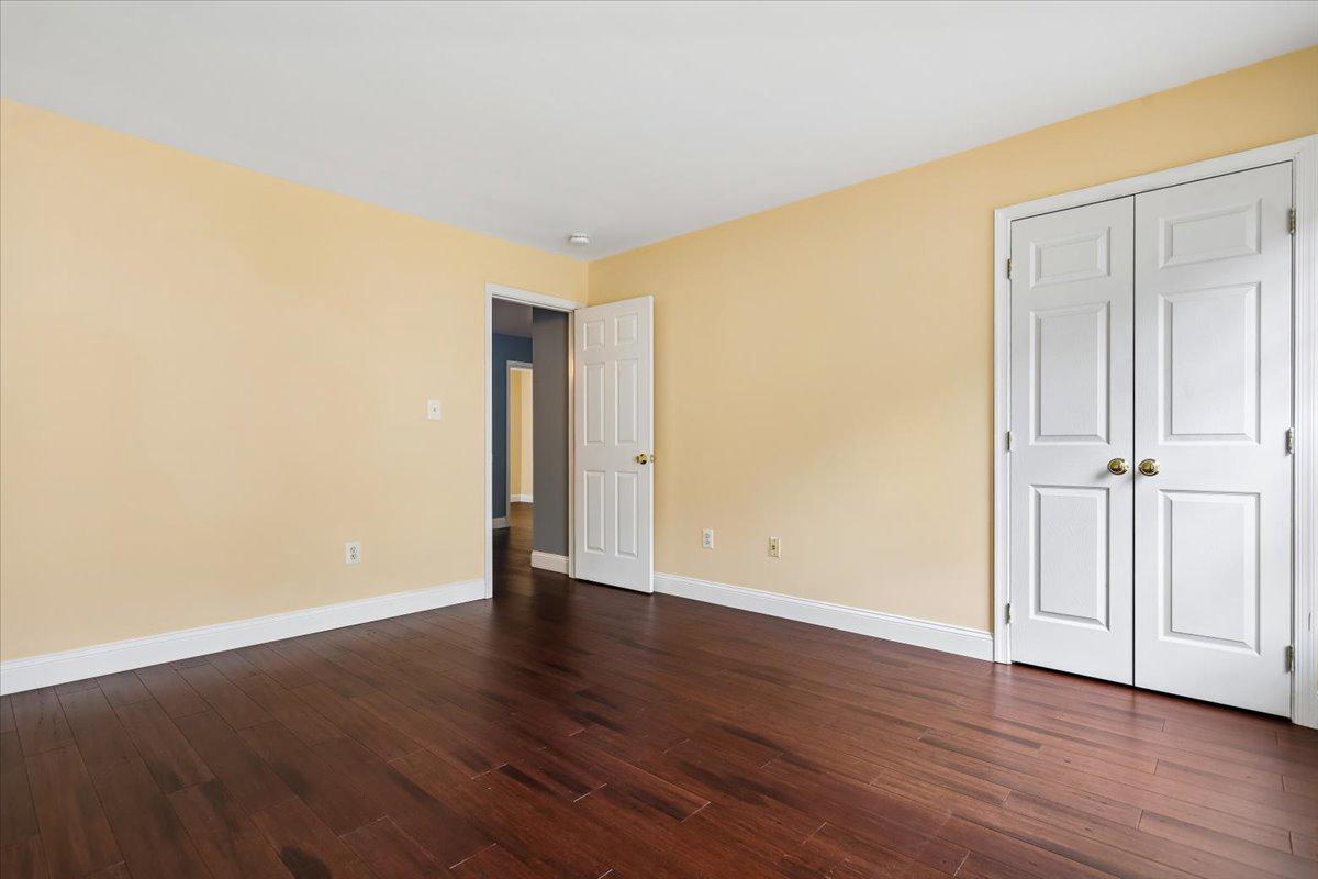 COMPTON RIDGE - Residential